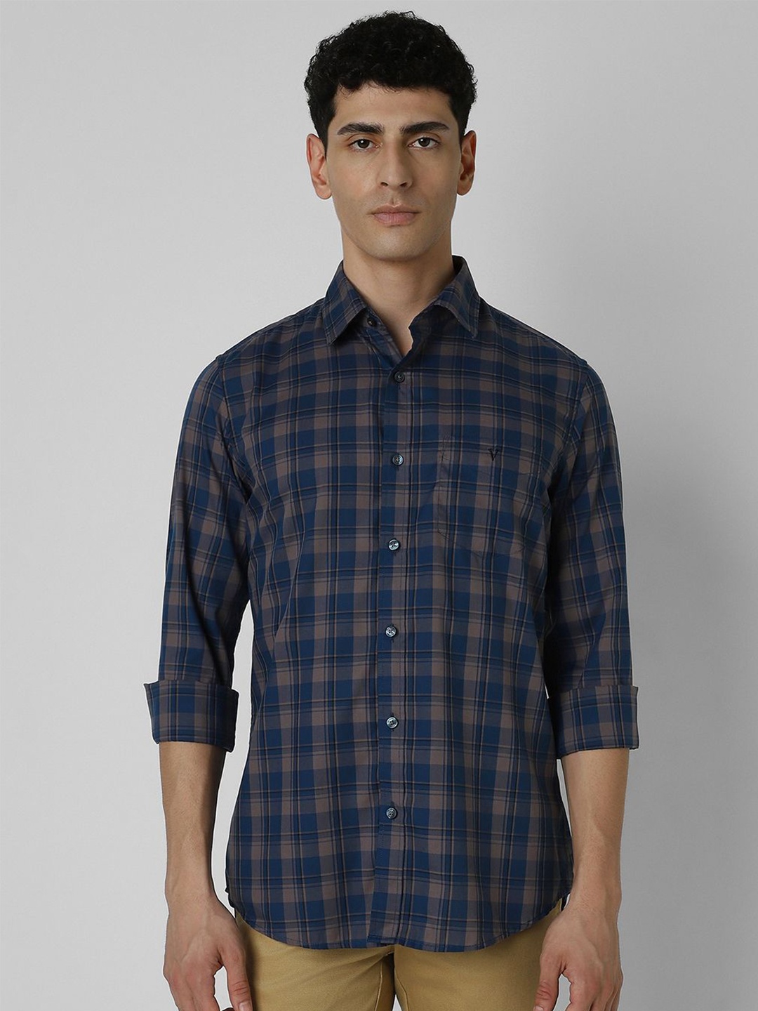 Van Heusen Sport Men Spread Collar Tartan Checked Cotton Slim Fit Casual Shirt, Navy blue
Van Heusen Sport Men Spread Collar Tartan Checked Cotton Slim Fit Casual Shirt, Navy blue