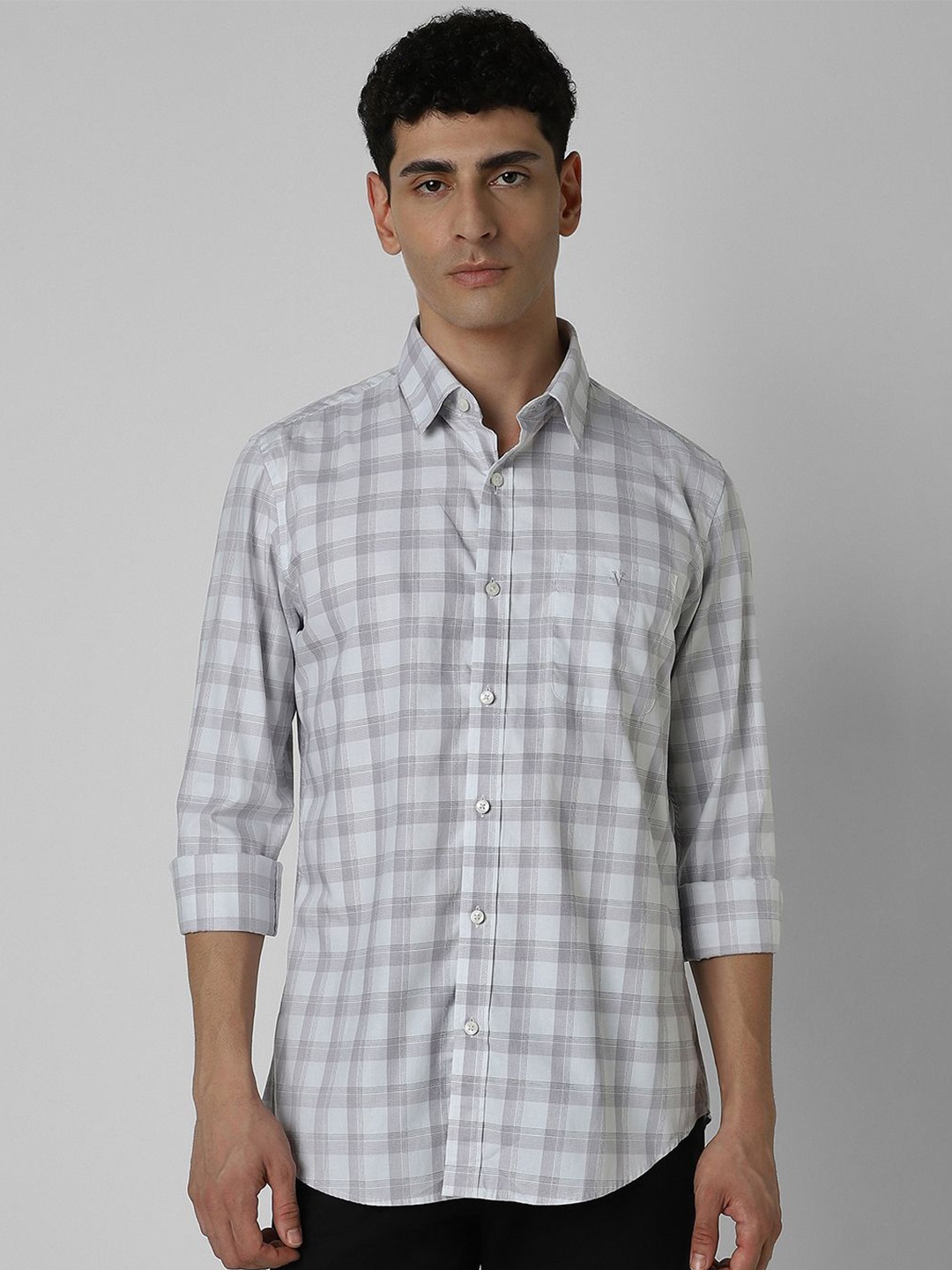 Van Heusen Sport Men Spread Collar Tartan Checked Cotton Slim Fit Casual Shirt, White
Van Heusen Sport Men Spread Collar Tartan Checked Cotton Slim Fit Casual Shirt, White