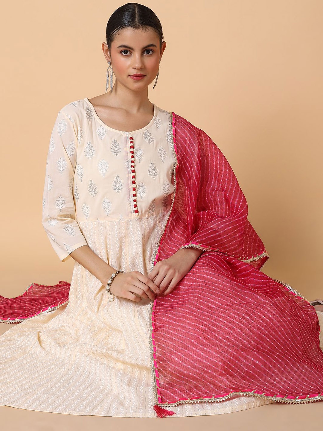 SHOWOFF Floral Printed Round Neck Thread Work Anarkali Kurta With Dupatta, Cream
SHOWOFF Floral Printed Round Neck Thread Work Anarkali Kurta With Dupatta, Cream