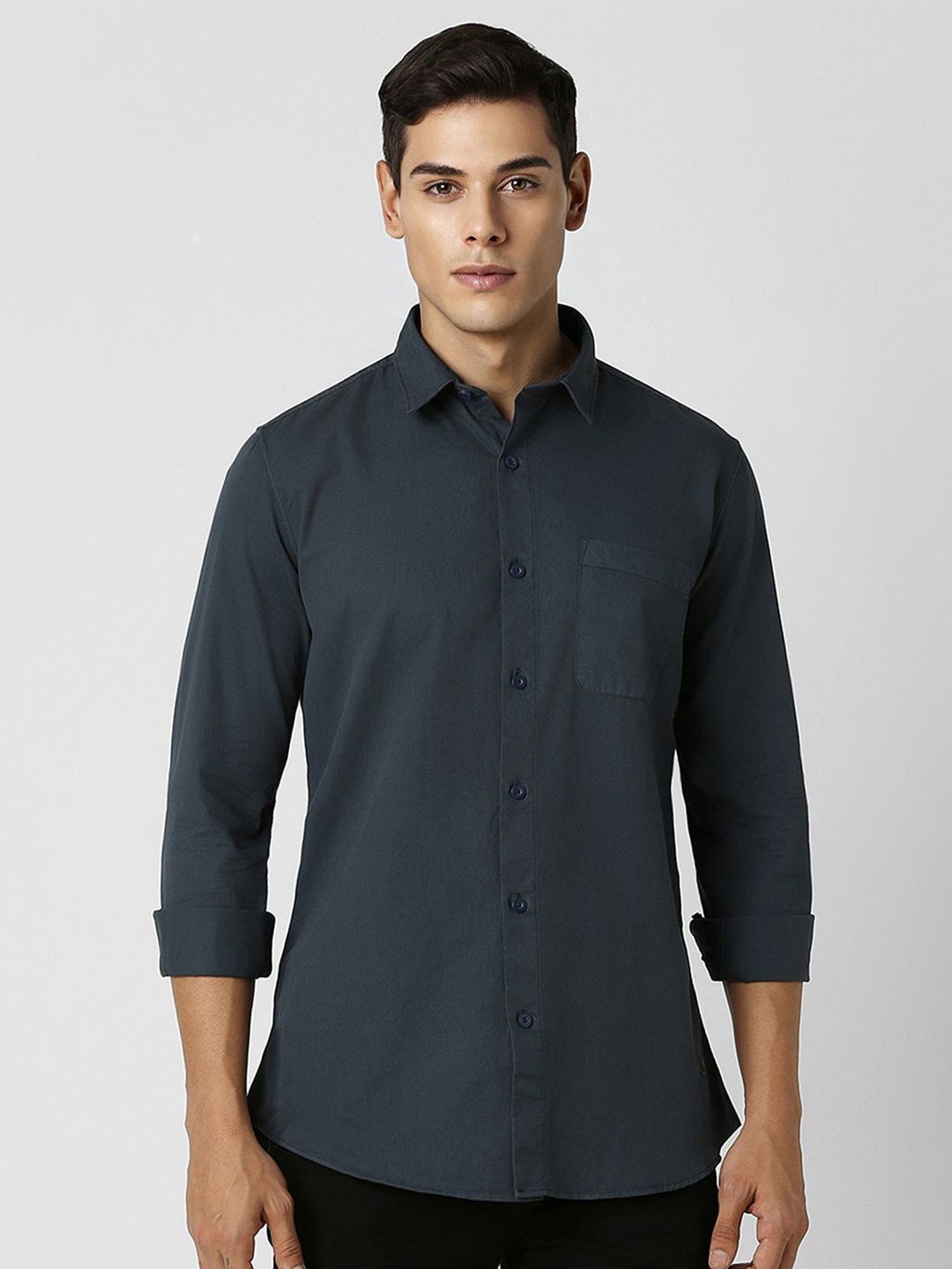 VAN HEUSEN DENIM LABS Men Spread Collar Solid Cotton Slim Fit Casual Shirt, Navy blue
VAN HEUSEN DENIM LABS Men Spread Collar Solid Cotton Slim Fit Casual Shirt, Navy blue