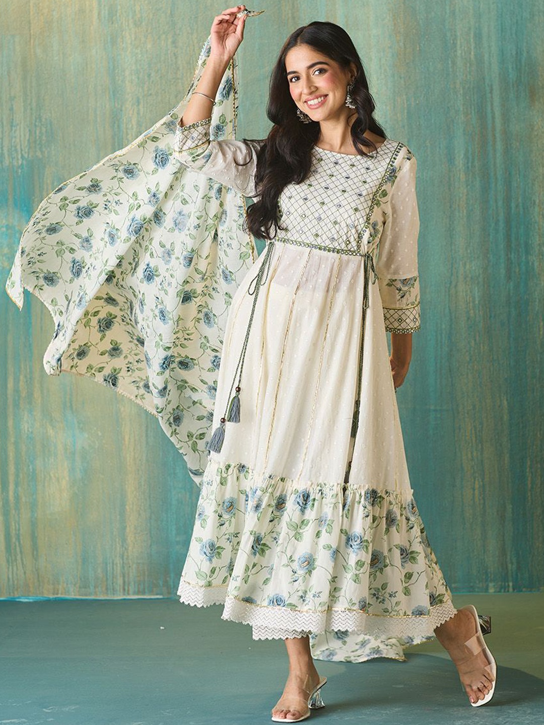 Likha Floral Embroidered Pure Cotton Schiffli Mirror Work Kurta with Pyjamas & Dupatta, White
Likha Floral Embroidered Pure Cotton Schiffli Mirror Work Kurta with Pyjamas & Dupatta, White