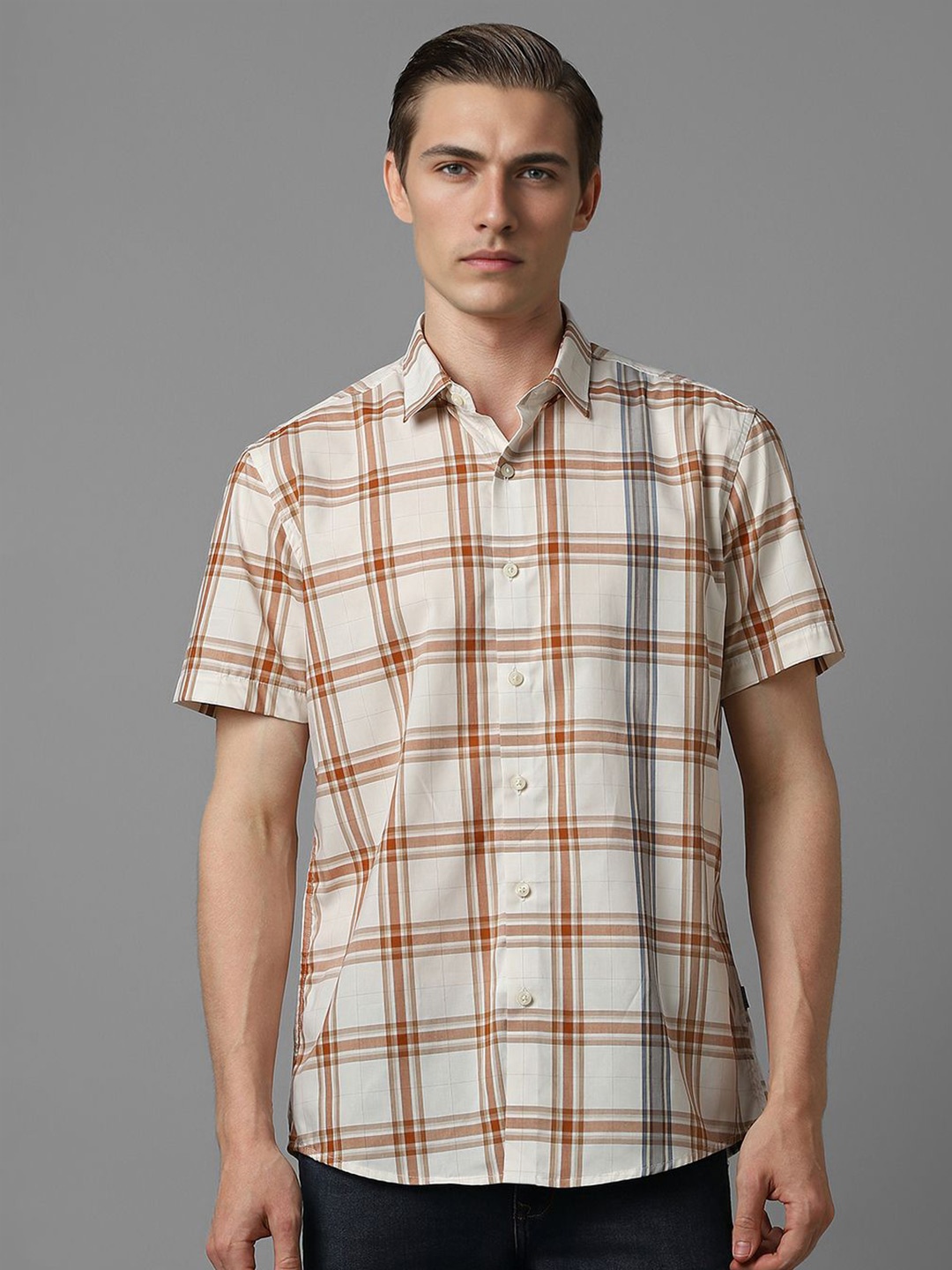 Louis Philippe Sport Men Spread Collar Tartan Checked Cotton Slim Fit Casual Shirt, Cream
Louis Philippe Sport Men Spread Collar Tartan Checked Cotton Slim Fit Casual Shirt, Cream