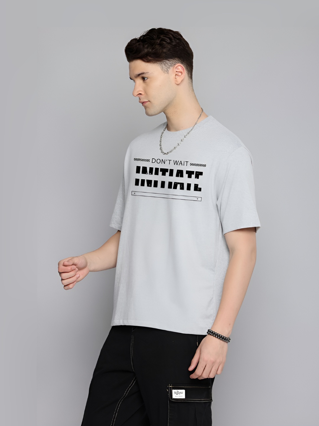 R.Code by The Roadster Life Co. Men Printed Round Neck Cotton Oversized T-shirt, Grey
R.Code by The Roadster Life Co. Men Printed Round Neck Cotton Oversized T-shirt, Grey