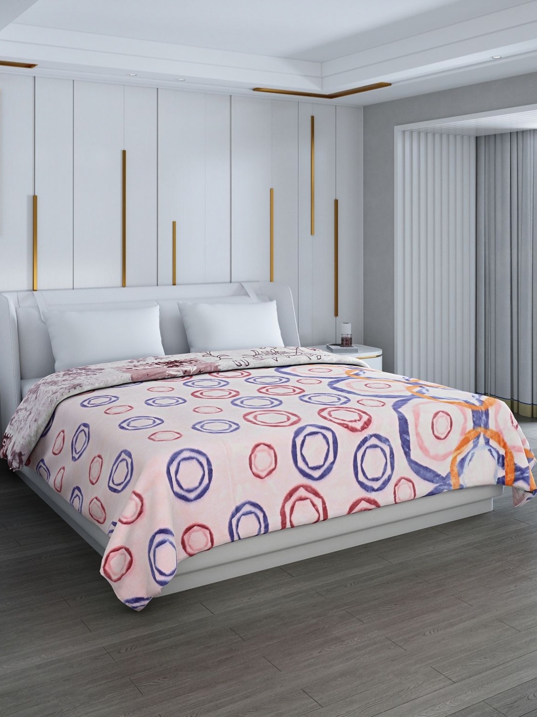 Monte Carlo Pink & Blue Geometric Printed 850 GSM Heavy Winter Double Bed Blanket
Monte Carlo Pink & Blue Geometric Printed 850 GSM Heavy Winter Double Bed Blanket