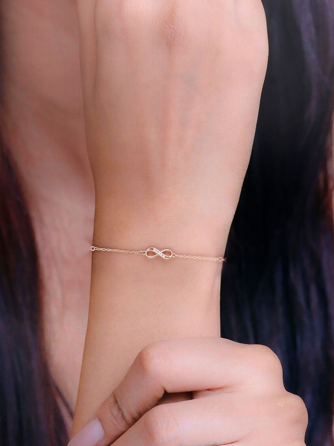 KAI JEWEL Women Sterling Silver CZ Studded Rose Gold-Plated Minimalistic Link Bracelet
KAI JEWEL Women Sterling Silver CZ Studded Rose Gold-Plated Minimalistic Link Bracelet