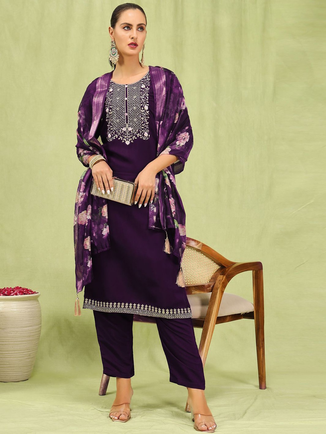VredeVogel Floral Yoke Design Sequinned Straight Kurta With Trousers & Dupatta, Purple
VredeVogel Floral Yoke Design Sequinned Straight Kurta With Trousers & Dupatta, Purple