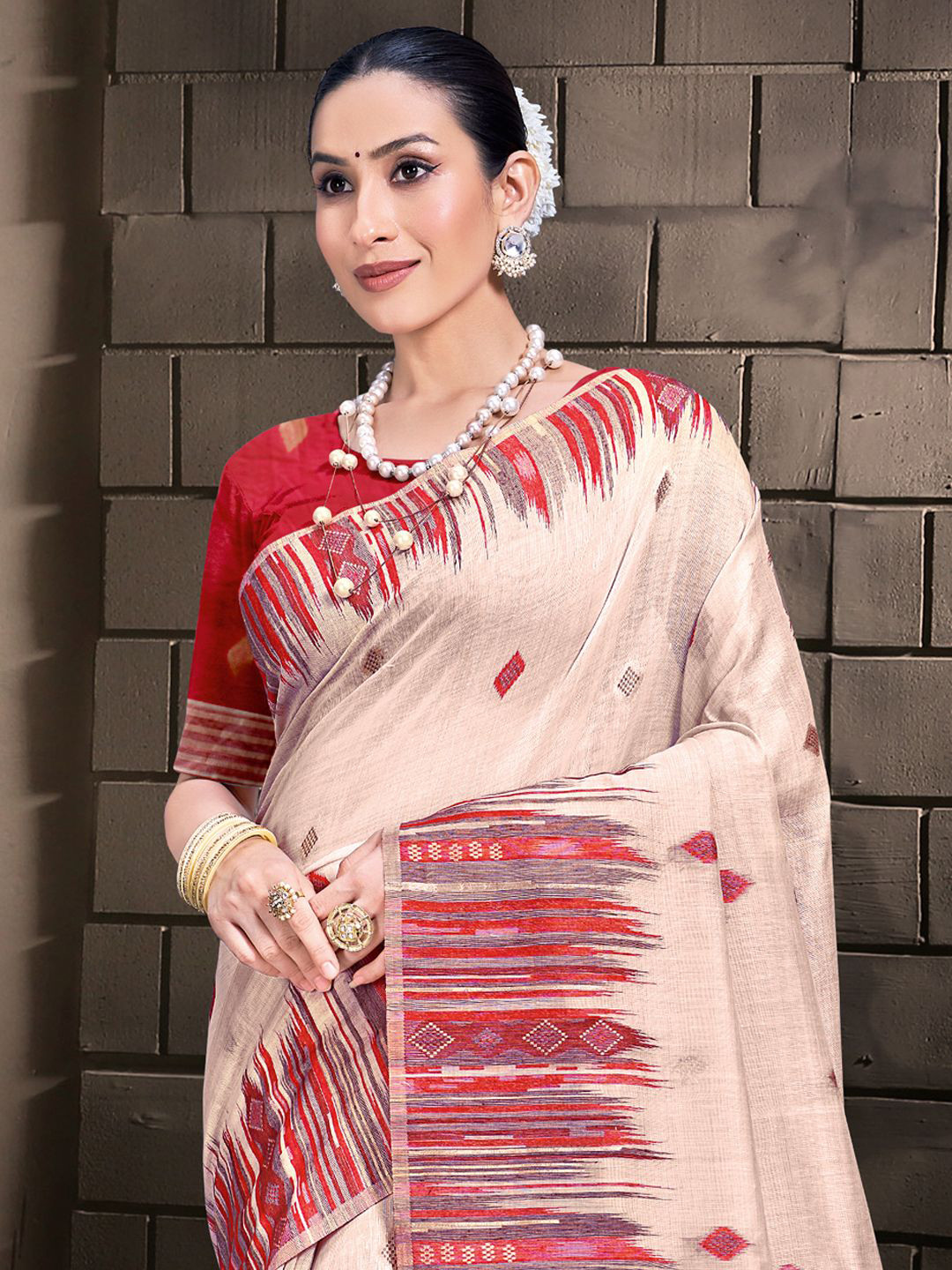 Exclusiva Woven Design Ethnic Motifs Saree, Cream
Exclusiva Woven Design Ethnic Motifs Saree, Cream