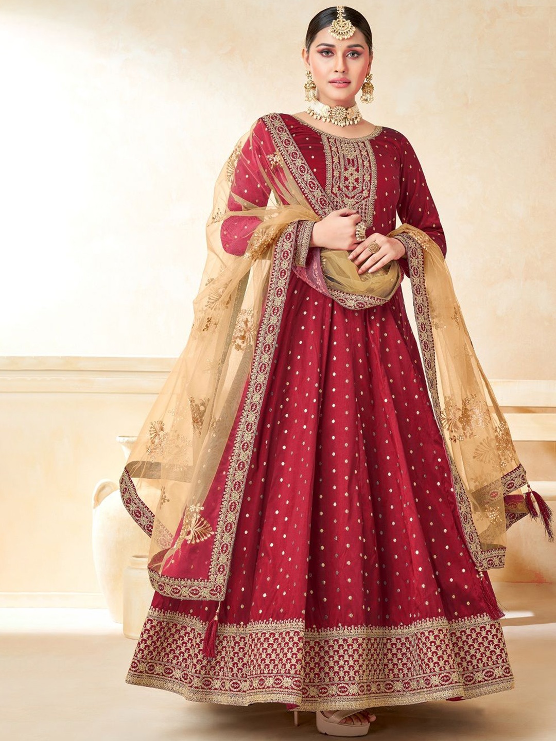 Fashion Basket Floral Embroidered Shibori Silk Georgette Semi-Stitched Dress Material, Maroon
Fashion Basket Floral Embroidered Shibori Silk Georgette Semi-Stitched Dress Material, Maroon