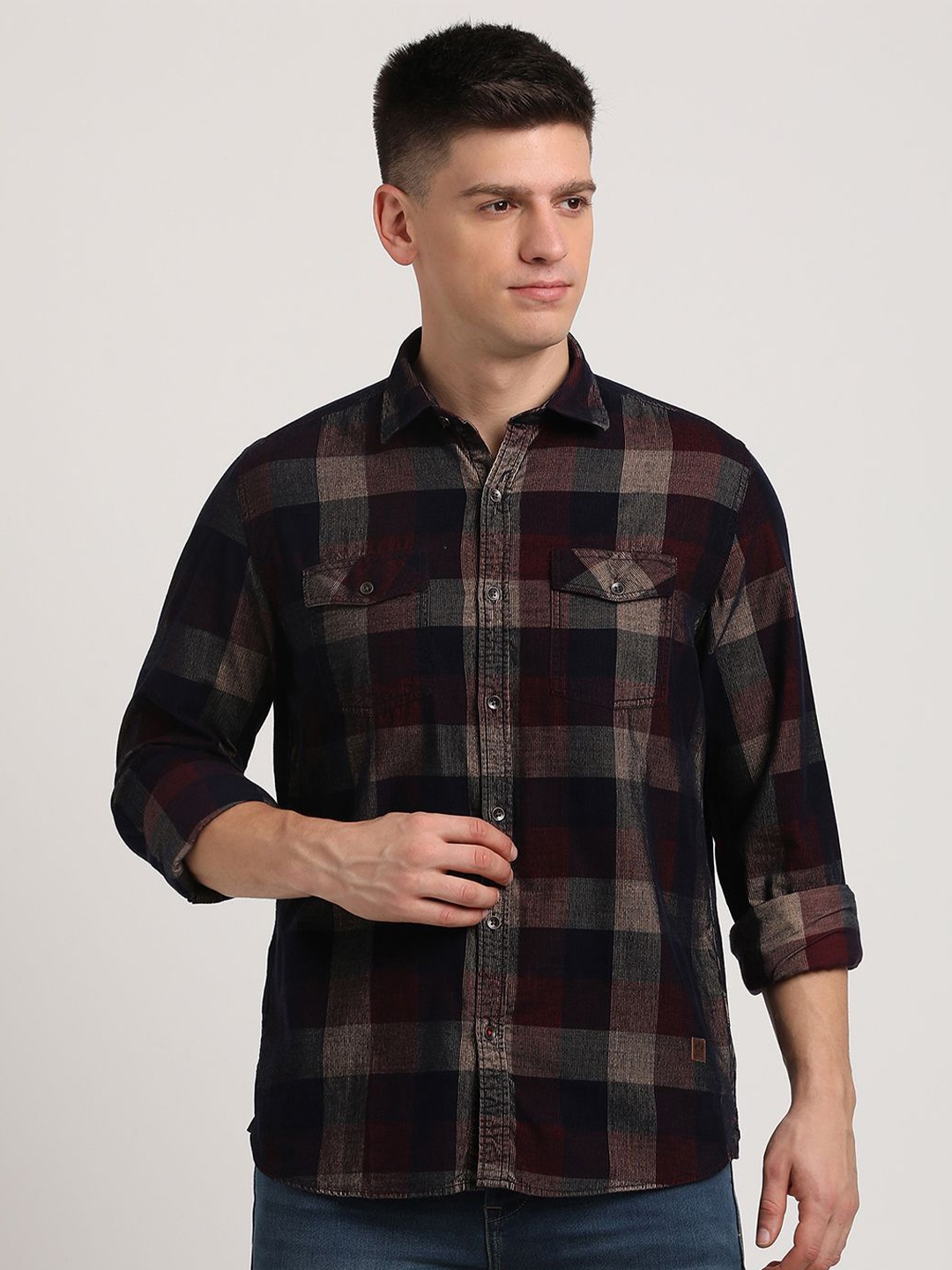 Turtle Men Relaxed Buffalo Checked Pocket Detailing Slim Fit Casual Shirt, Navy blue
Turtle Men Relaxed Buffalo Checked Pocket Detailing Slim Fit Casual Shirt, Navy blue