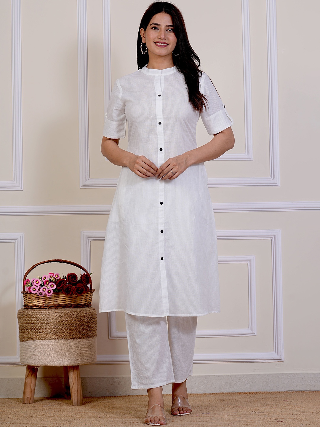 Moktika Embroidered Mandarin Collar Kantha Work Roll Up Sleeves A Line Kurta with Trousers, White
Moktika Embroidered Mandarin Collar Kantha Work Roll Up Sleeves A Line Kurta with Trousers, White