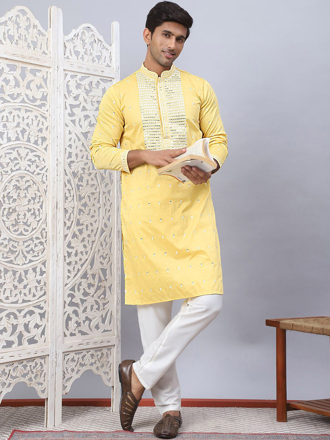 Jompers Geometric Embroidered Mandarin Collar Sequinned Straight Kurta With Pyjamas, Yellow 
Jompers Geometric Embroidered Mandarin Collar Sequinned Straight Kurta With Pyjamas, Yellow