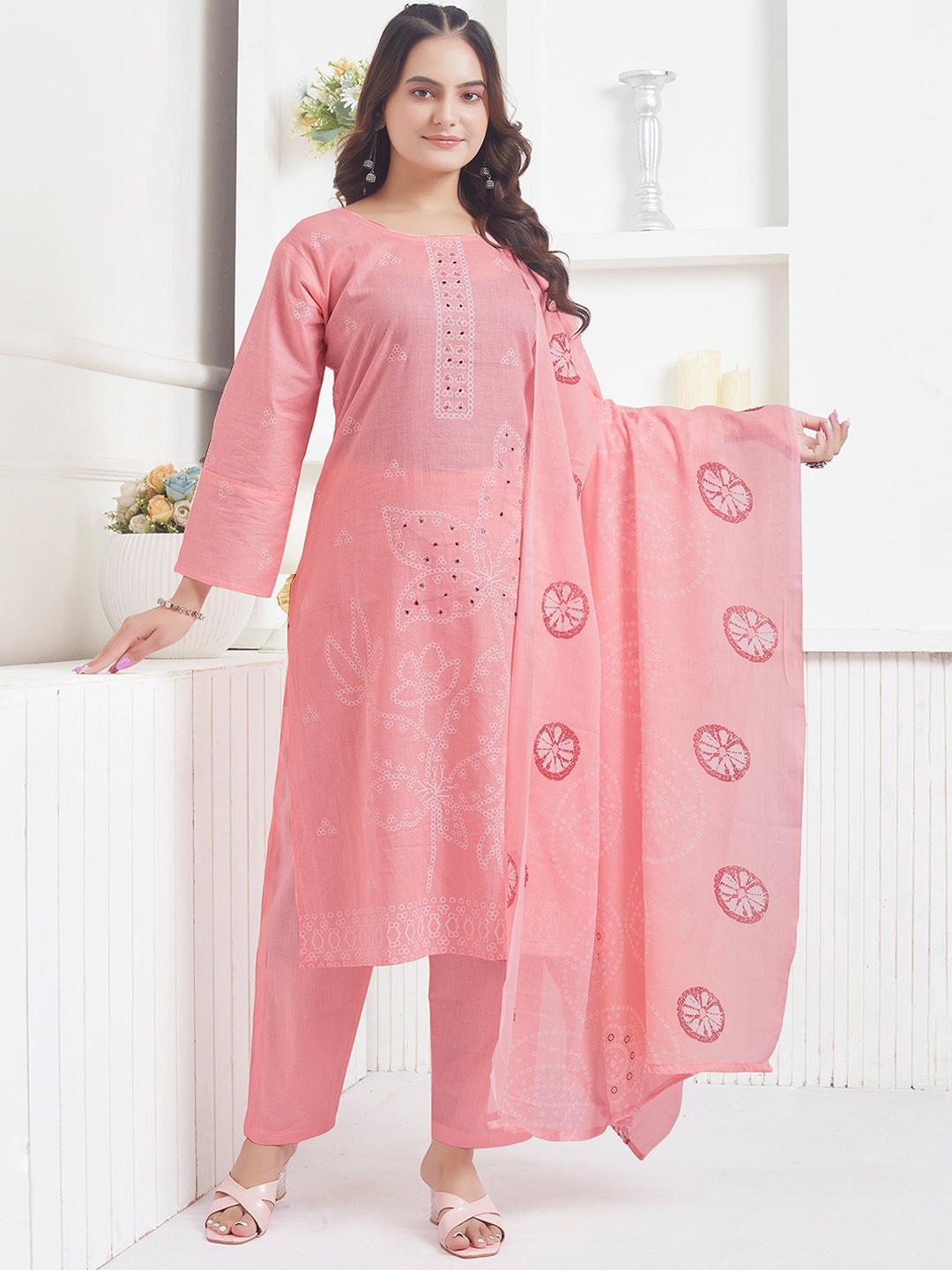 Peachmode Floral Printed Mirror Work Pure Cotton Straight Kurta With Trousers & Dupatta, Peach
Peachmode Floral Printed Mirror Work Pure Cotton Straight Kurta With Trousers & Dupatta, Peach