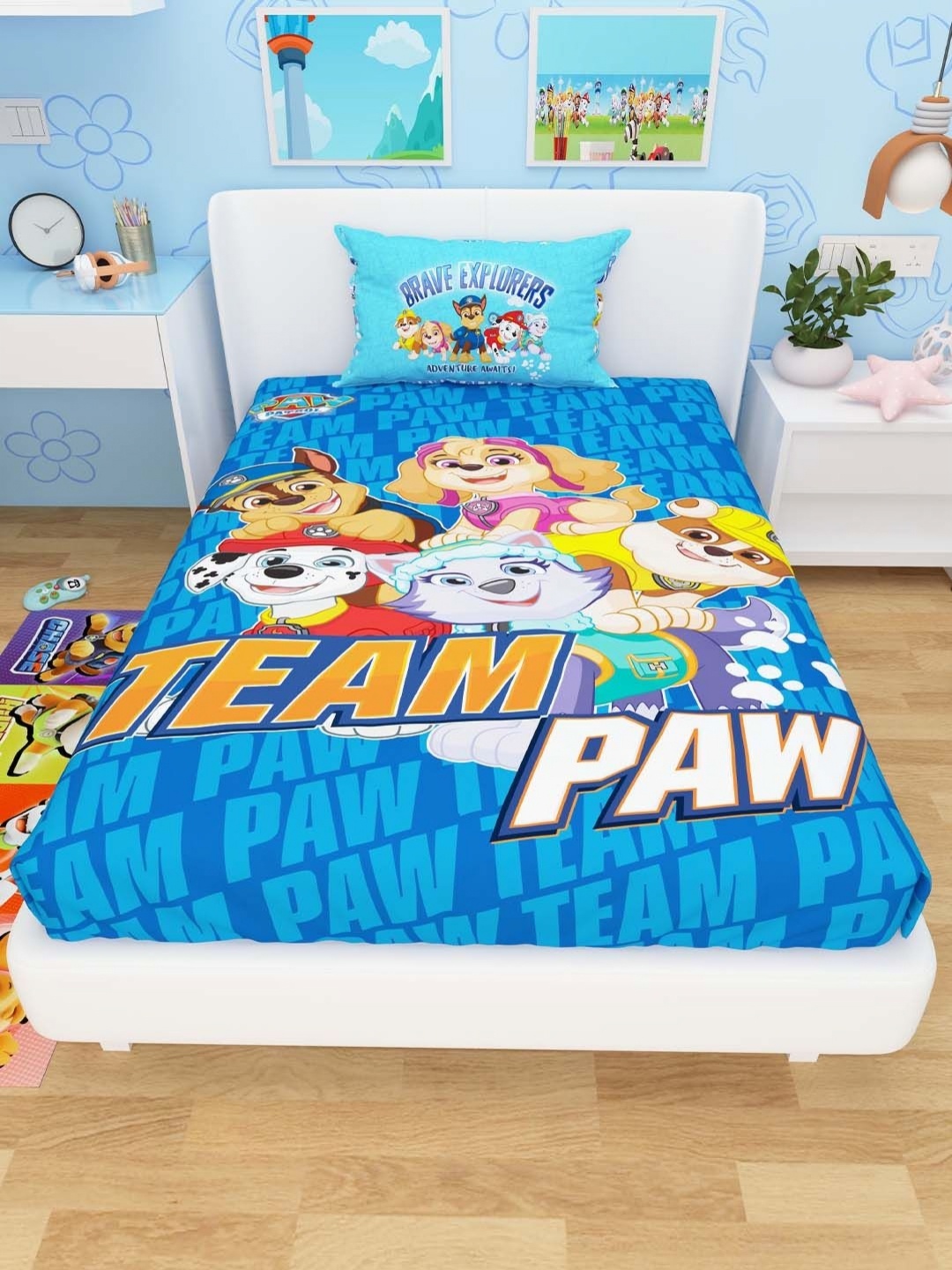 Athom Living White & Blue Cartoon Characters Cotton 2 Piece Single Superfine Bedding Set
Athom Living White & Blue Cartoon Characters Cotton 2 Piece Single Superfine Bedding Set
