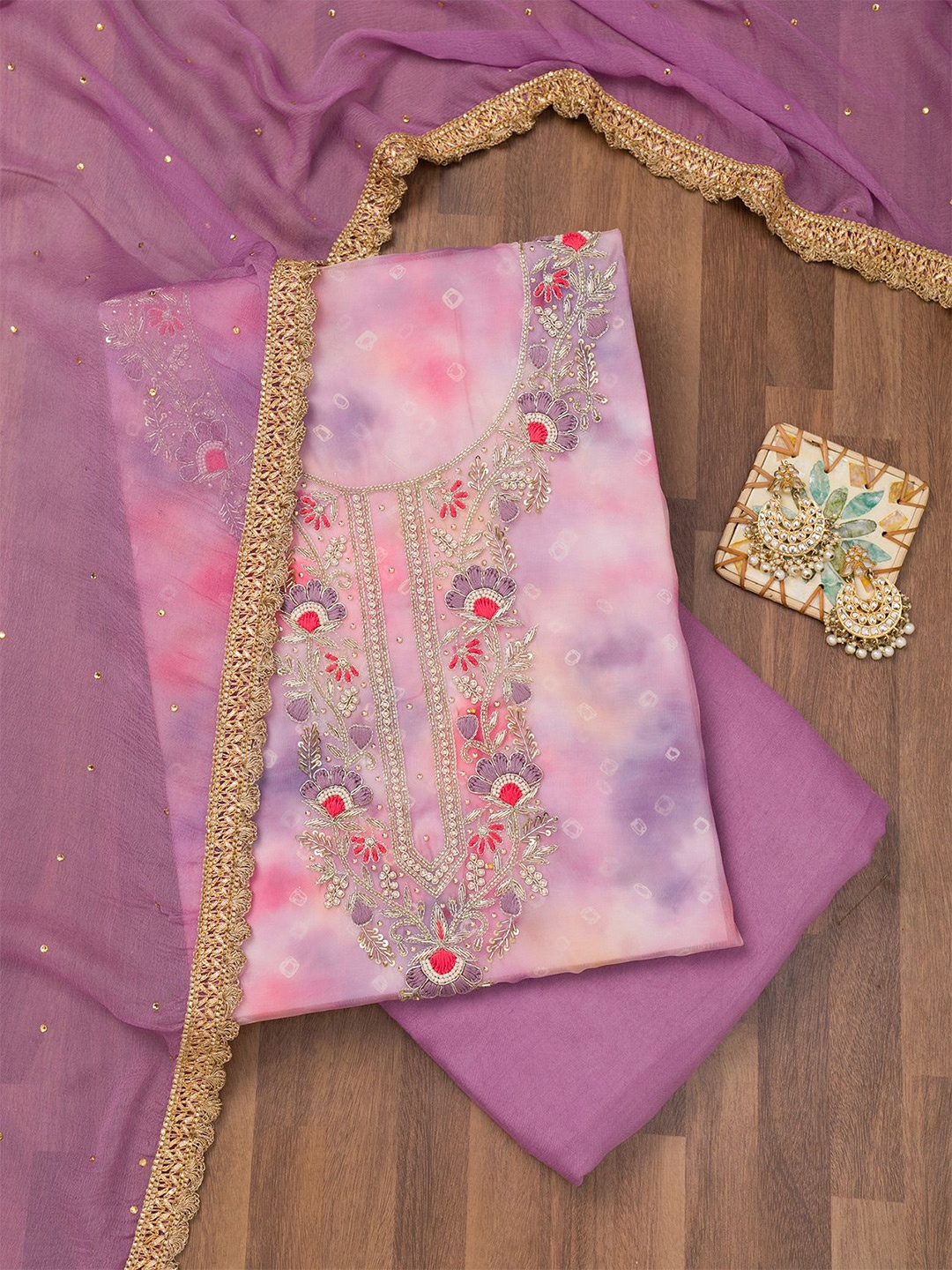 Koskii Bandhani Printed Beads & Stones Organza Unstitched Dress Material, Purple
Koskii Bandhani Printed Beads & Stones Organza Unstitched Dress Material, Purple
