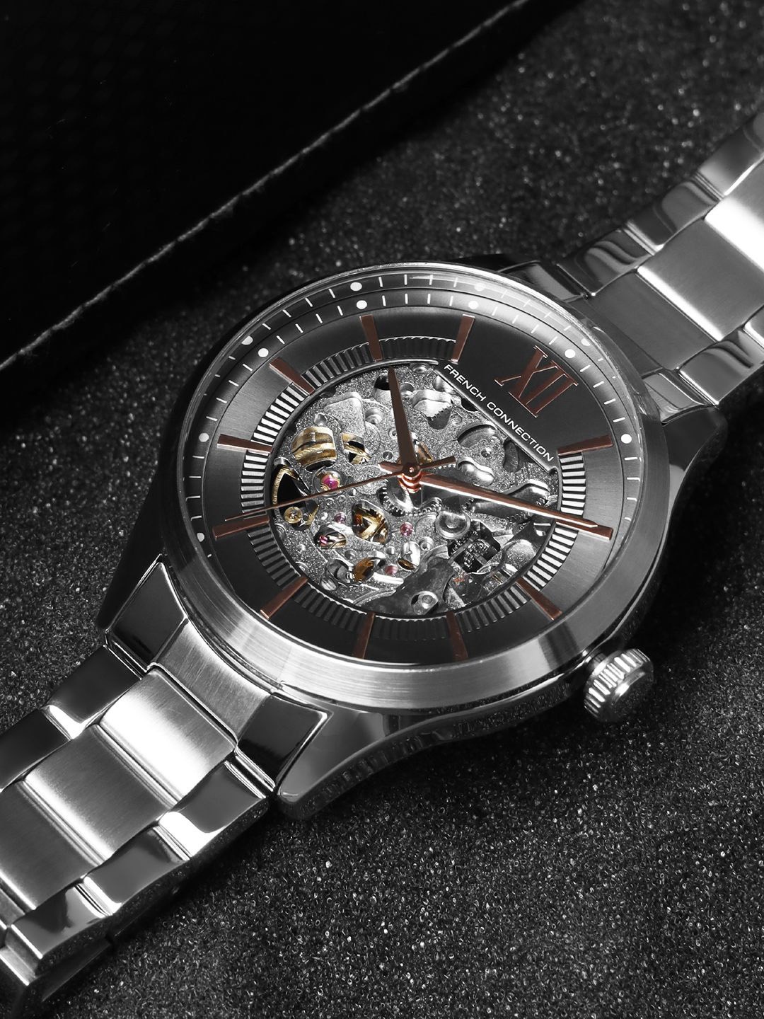 French Connection Men Embellished Dial & Bracelet Style Straps Analogue Watch FCA10SM, Grey
French Connection Men Embellished Dial & Bracelet Style Straps Analogue Watch FCA10SM, Grey