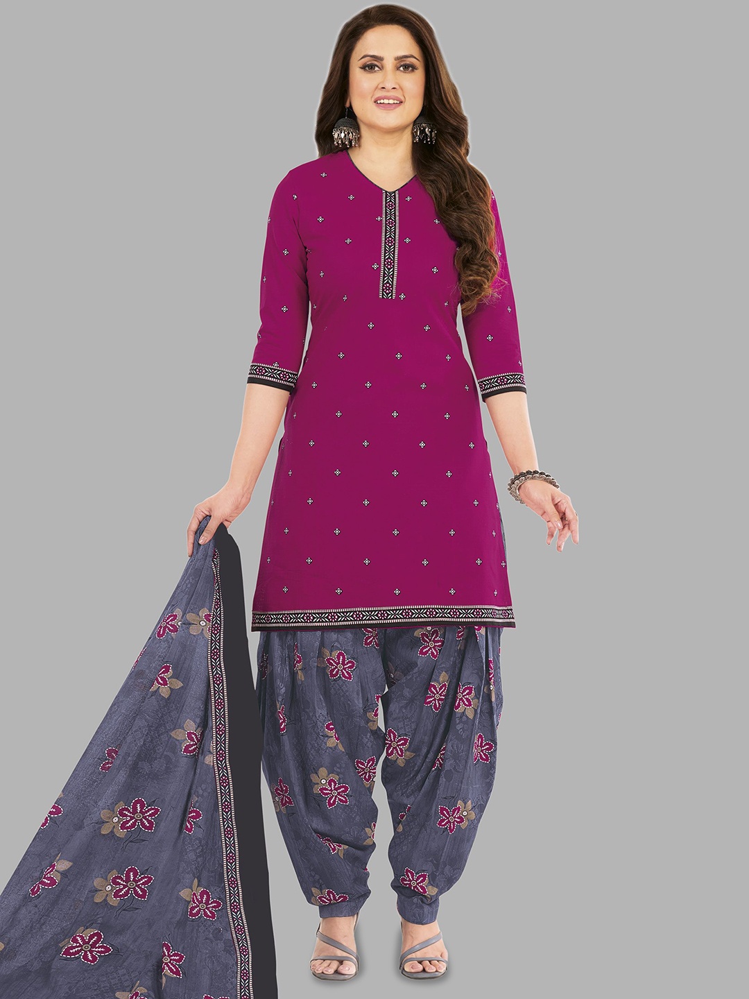 MIRAAN Women Floral Printed Regular Pure Cotton Kurta with Patiala & With Dupatta, Pink
MIRAAN Women Floral Printed Regular Pure Cotton Kurta with Patiala & With Dupatta, Pink