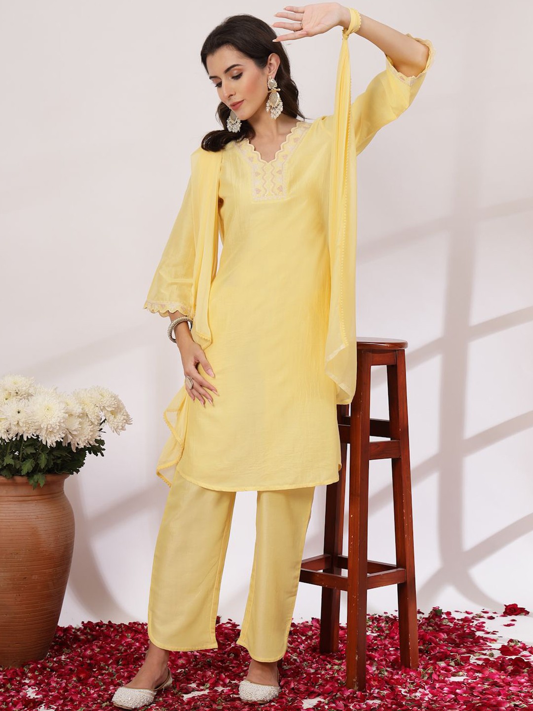 Nayam By Lakshita Women Ethnic Motifs Embroidered Regular Kurta with Trousers & With Dupatta, Yellow
Nayam By Lakshita Women Ethnic Motifs Embroidered Regular Kurta with Trousers & With Dupatta, Yellow