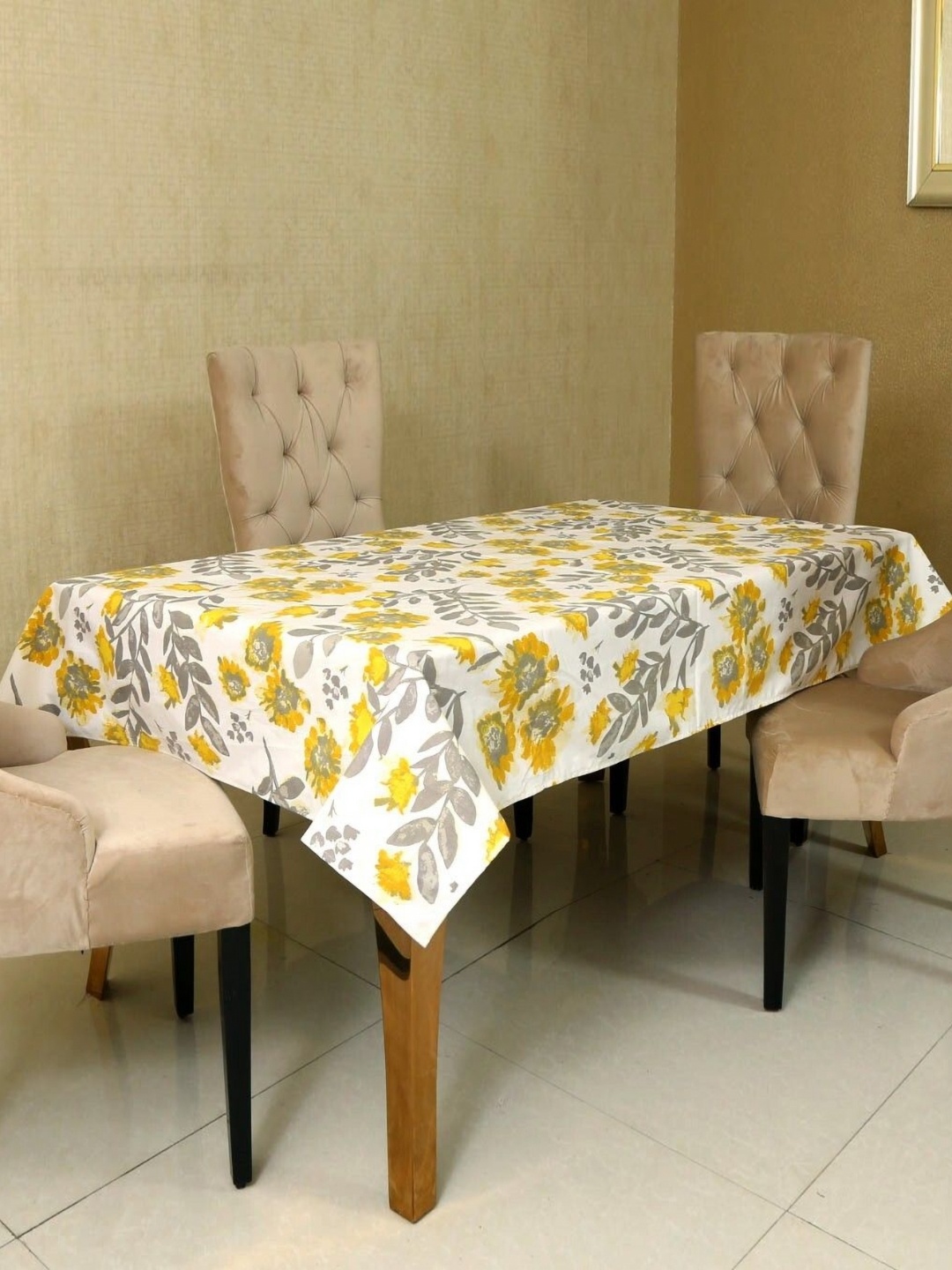 BILBERRY Furnishing by preeti grover White Floral Printed Cotton 6-Seater Table Cover
BILBERRY Furnishing by preeti grover White Floral Printed Cotton 6-Seater Table Cover