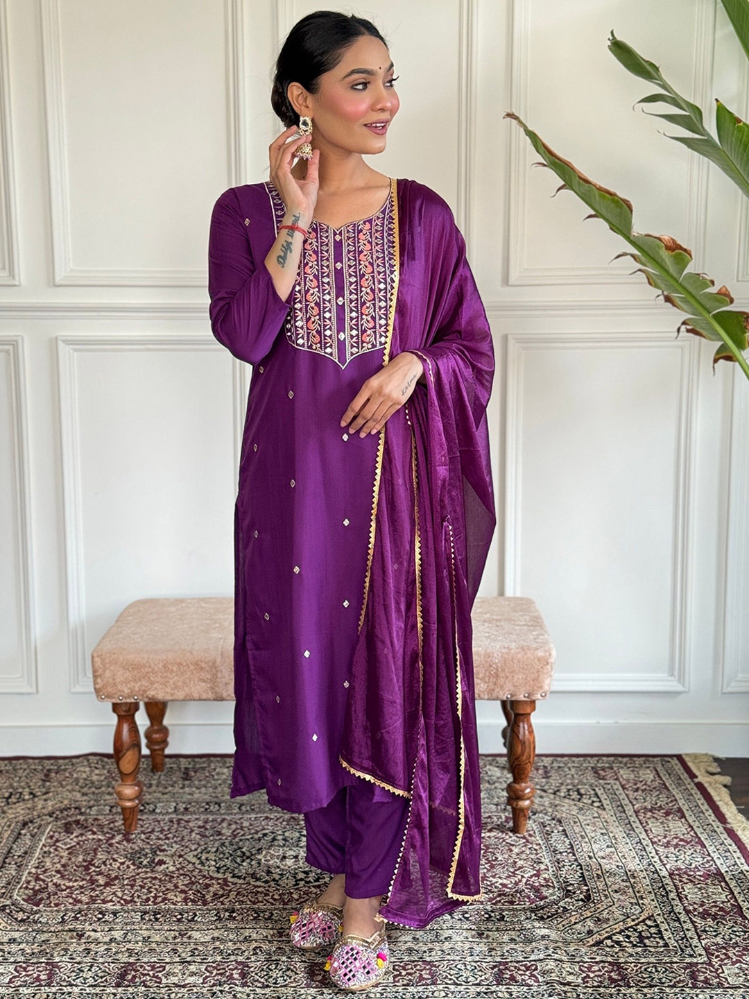 TWINS LADY Women Ethnic Motifs Embroidered Regular Mirror Work Kurta with Trousers & With Dupatta, Purple
TWINS LADY Women Ethnic Motifs Embroidered Regular Mirror Work Kurta with Trousers & With Dupatta, Purple