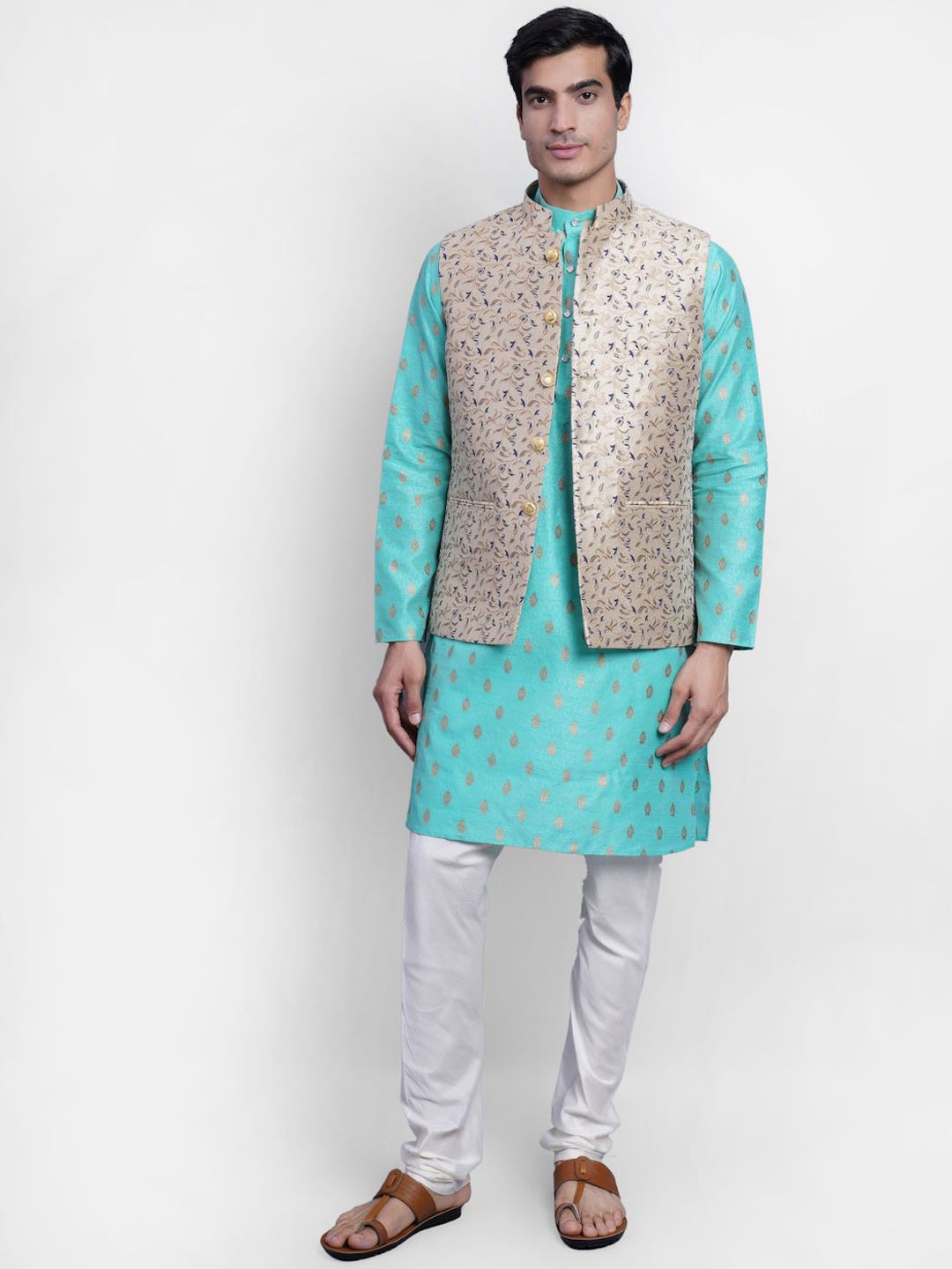 Wintage Ethnic Motifs Woven Design Cotton Silk Straight Kurta with Pyjamas & Nehru Jacket, Blue
Wintage Ethnic Motifs Woven Design Cotton Silk Straight Kurta with Pyjamas & Nehru Jacket, Blue