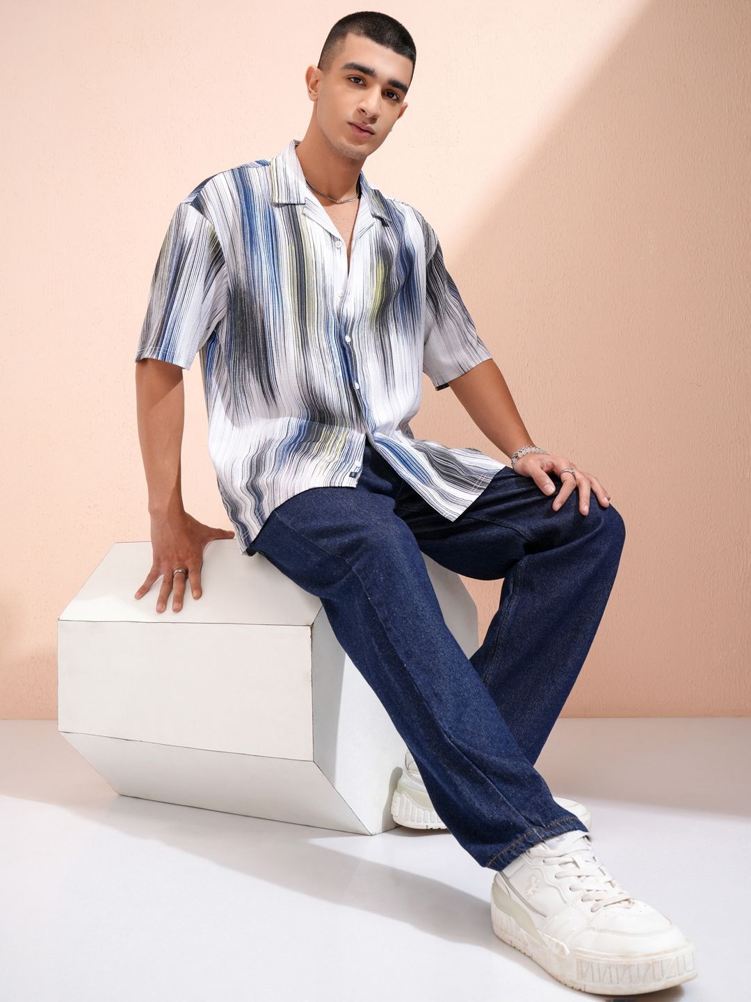 HIGHLANDER Men Muicolor Popcorn Textured Printed Cuban Collar Oversized Shirt, Multi
HIGHLANDER Men Muicolor Popcorn Textured Printed Cuban Collar Oversized Shirt, Multi