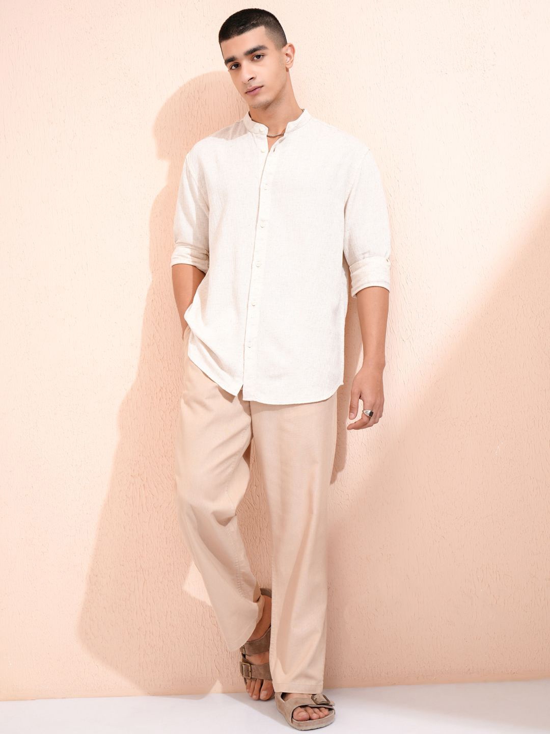 HIGHLANDER Men Natural Dobby Textured Solid Mandarin Collar Mui Relaxed Fit Casual Shirt, Beige
HIGHLANDER Men Natural Dobby Textured Solid Mandarin Collar Mui Relaxed Fit Casual Shirt, Beige