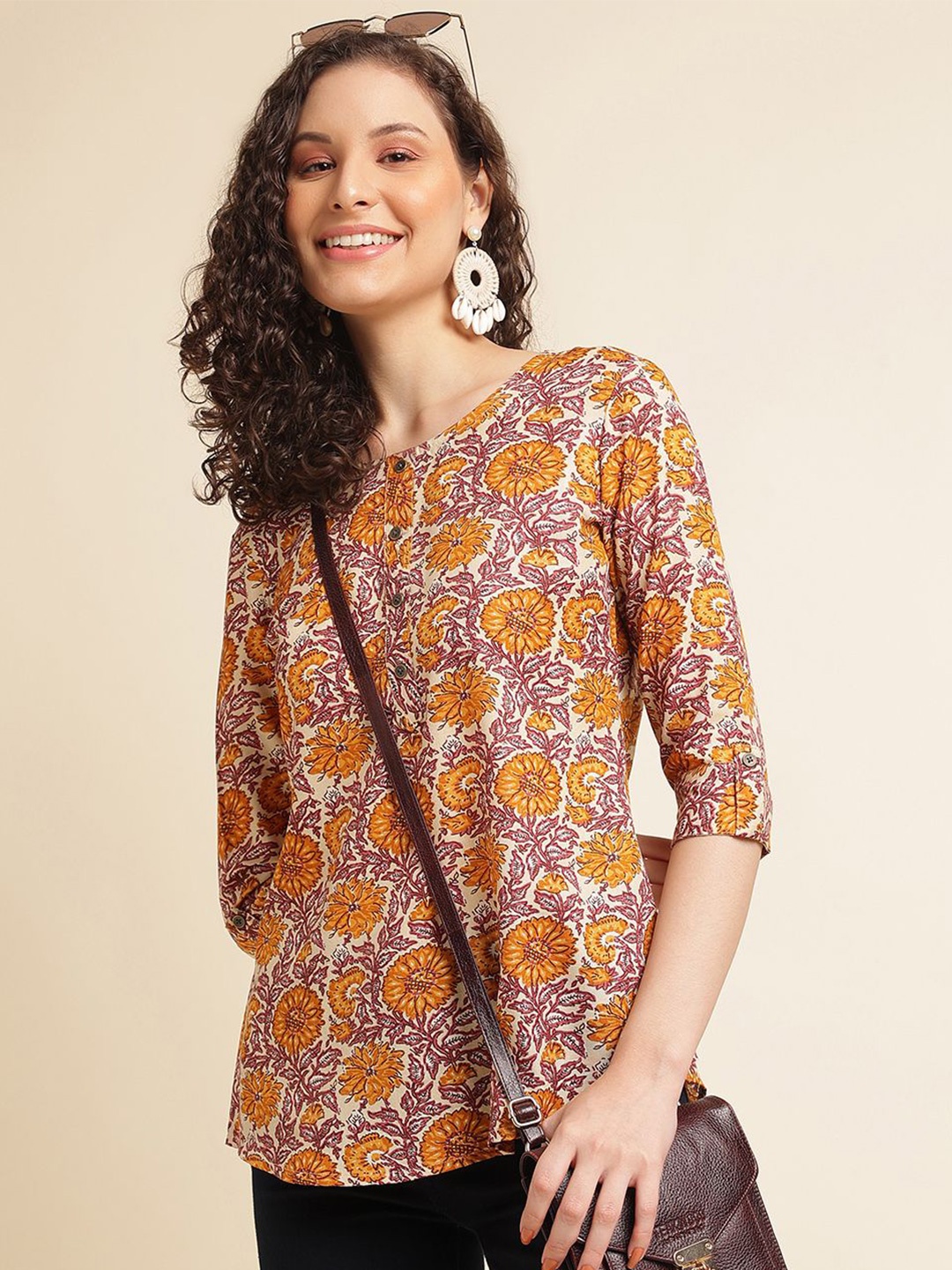 DressBerry Women Floral Printed Round Neck Roll-Up Sleeves Top, Yellow
DressBerry Women Floral Printed Round Neck Roll-Up Sleeves Top, Yellow