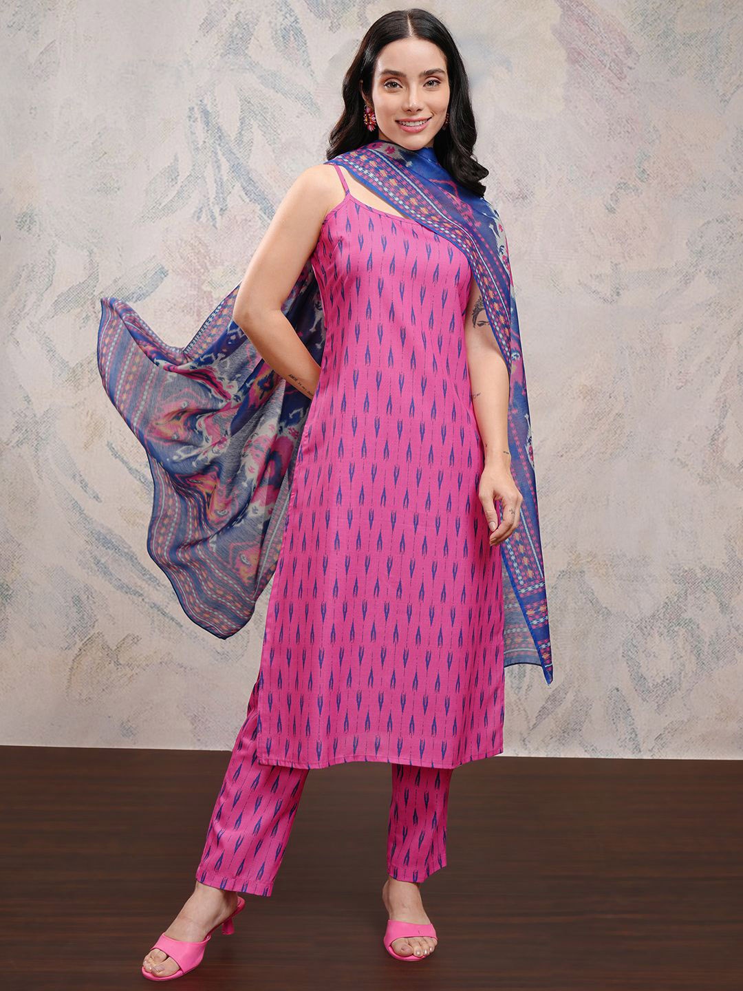 Vishudh Pink Geometric Printed Shoulder Straps Neck Regular Kurta & Trouser With Dupatta
Vishudh Pink Geometric Printed Shoulder Straps Neck Regular Kurta & Trouser With Dupatta