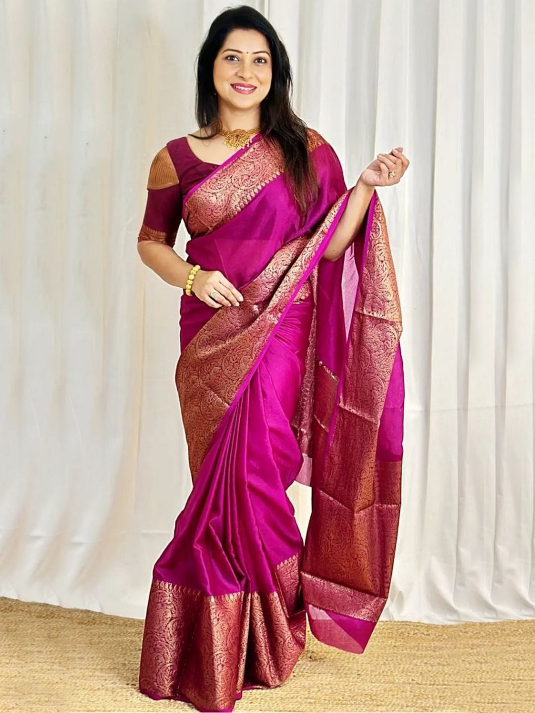 Areca Designer Paisley Zari Pure Silk Designer Banarasi Designer Saree, Pink
Areca Designer Paisley Zari Pure Silk Designer Banarasi Designer Saree, Pink