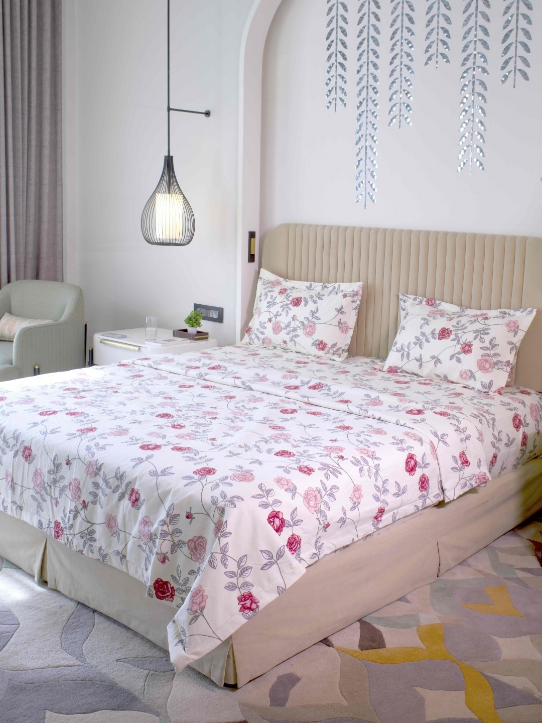Pure Decor Bedding of 4 Pieces Bedsheet Set (2.28m X 2.54m) With Comforter (2.21m X 2.46m), White
Pure Decor Bedding of 4 Pieces Bedsheet Set (2.28m X 2.54m) With Comforter (2.21m X 2.46m), White