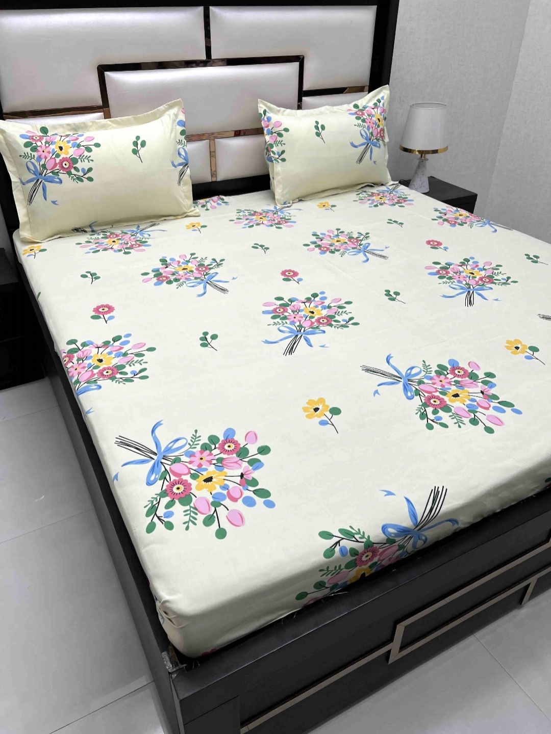 Pure Decor Queen Size Double Bed Bedsheet With 2 Pillow Covers 2.28 m x 2.54 m, Cream
Pure Decor Queen Size Double Bed Bedsheet With 2 Pillow Covers 2.28 m x 2.54 m, Cream
