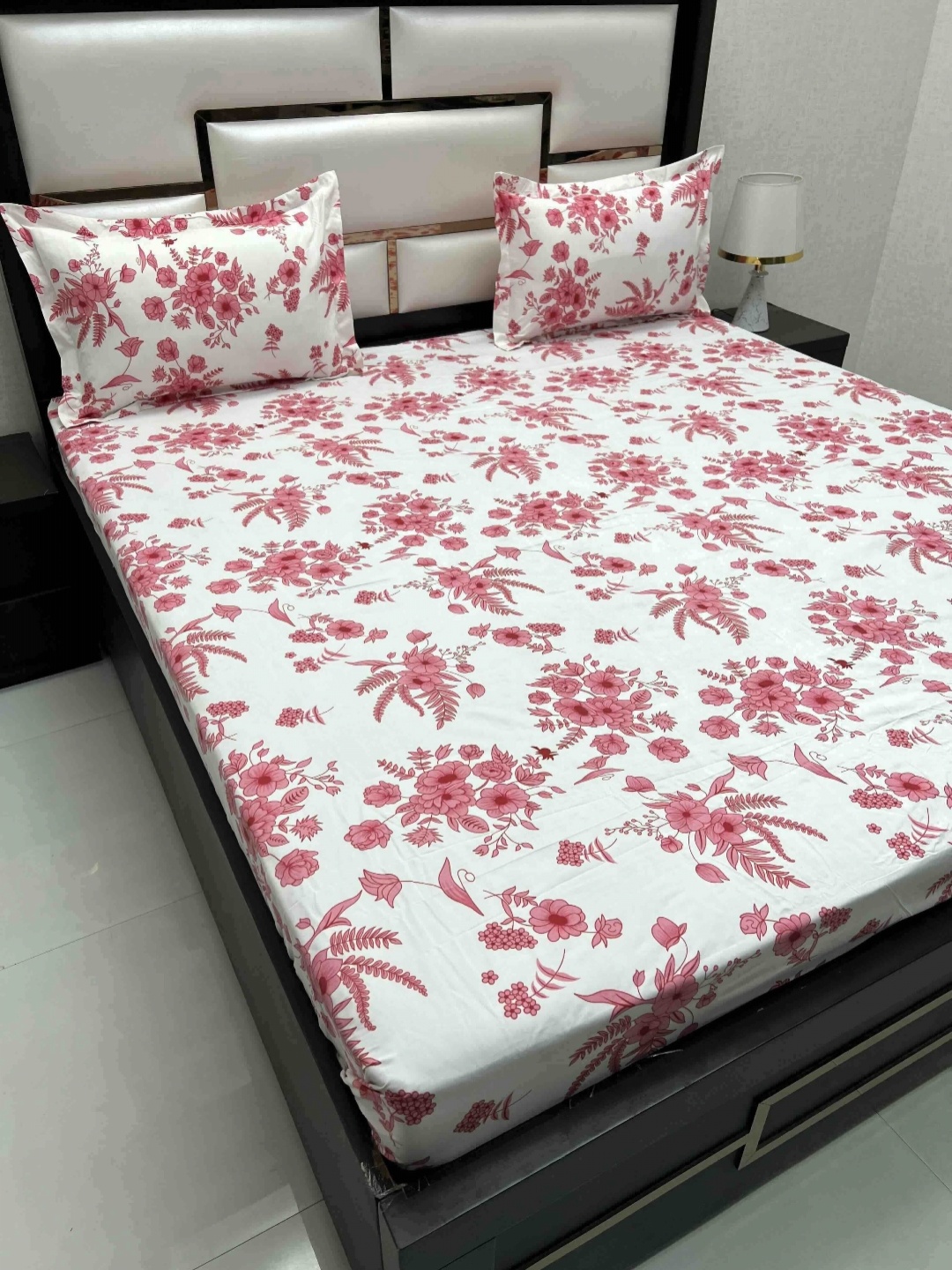 Pure Decor Queen Size Double Bed Bedsheet With 2 Pillow Covers 2.28m X 2.54m, Pink
Pure Decor Queen Size Double Bed Bedsheet With 2 Pillow Covers 2.28m X 2.54m, Pink