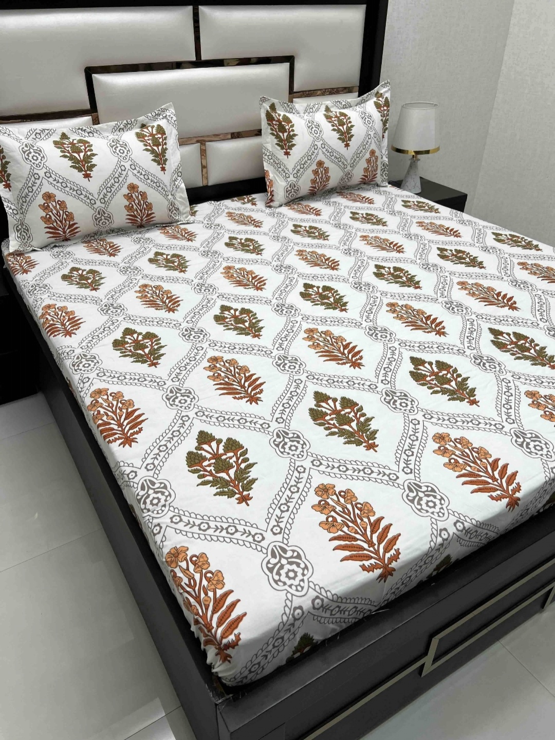 Pure Decor Queen Size Double Bed Bedsheet With 2 Pillow Covers 2.28 m x 2.54 m, Brown
Pure Decor Queen Size Double Bed Bedsheet With 2 Pillow Covers 2.28 m x 2.54 m, Brown