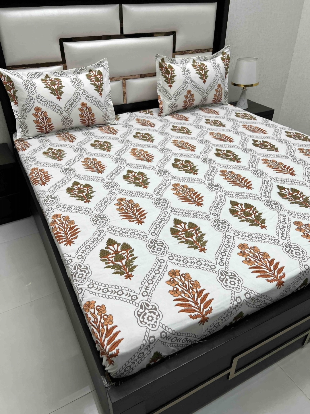 Pure Decor Queen Size Double Bed Bedsheet With 2 Pillow Covers 2.28 m x 2.54 m, Brown
Pure Decor Queen Size Double Bed Bedsheet With 2 Pillow Covers 2.28 m x 2.54 m, Brown