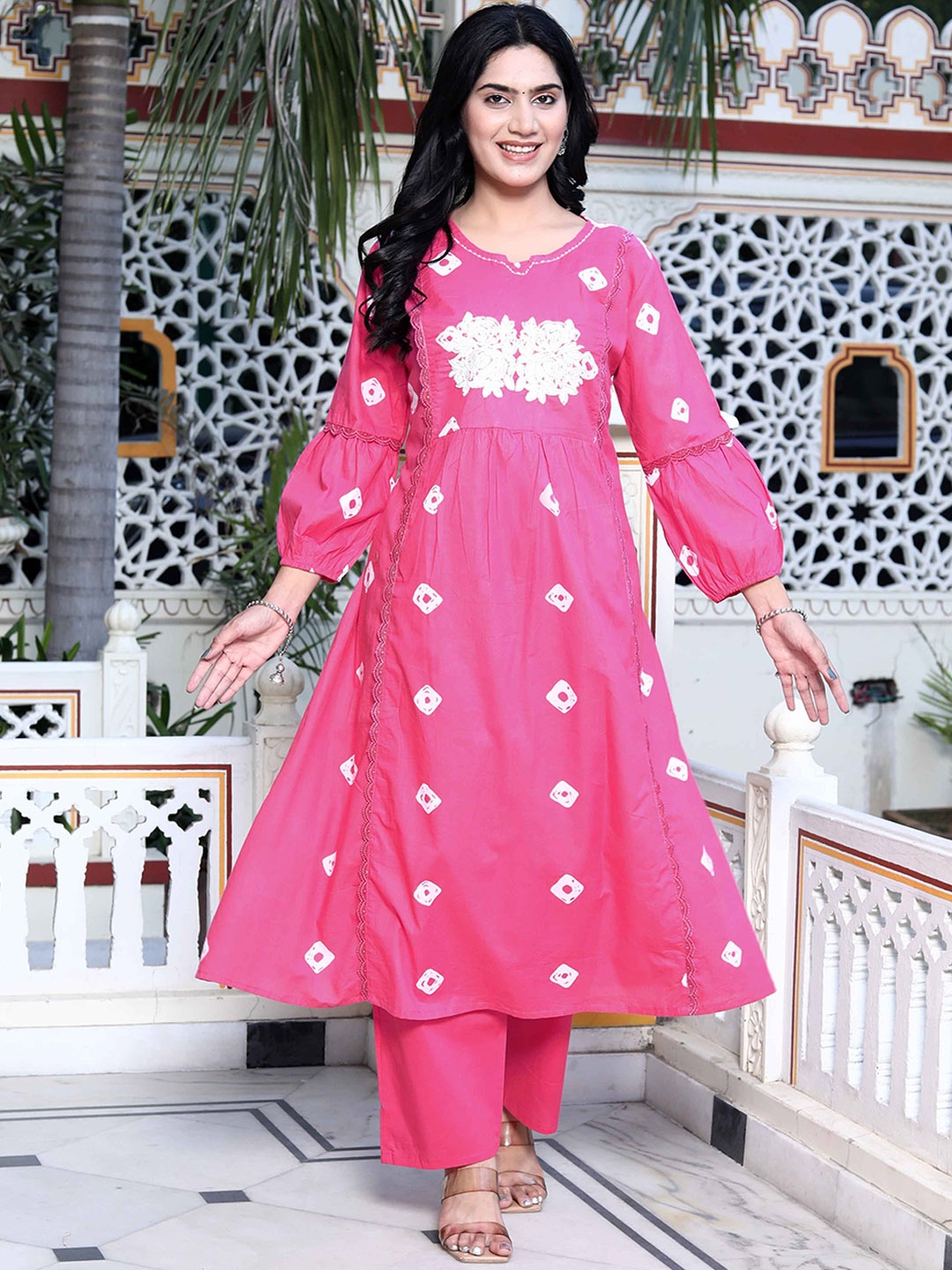 MIRAVAN Women Floral Embroidered Regular Chikankari Pure Cotton Kurta with Palazzos, Pink
MIRAVAN Women Floral Embroidered Regular Chikankari Pure Cotton Kurta with Palazzos, Pink
