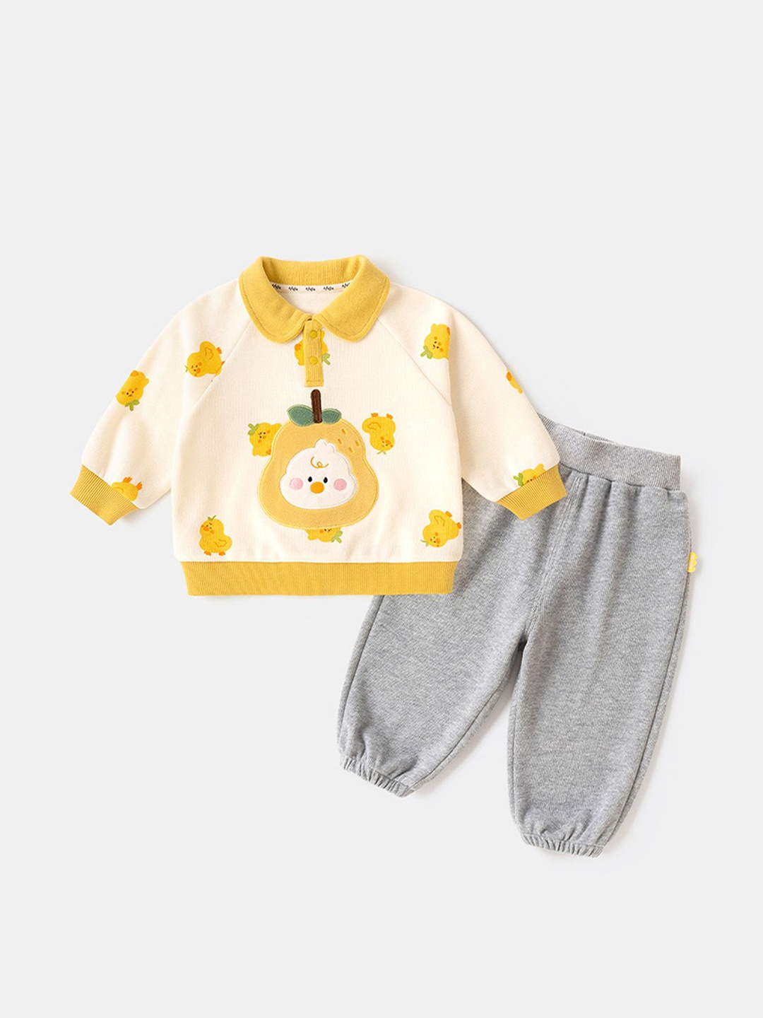 LULU & SKY Unisex Kids Printed Polo Collar Long Sleeves Sweatshirt With Jogger, Yellow
LULU & SKY Unisex Kids Printed Polo Collar Long Sleeves Sweatshirt With Jogger, Yellow