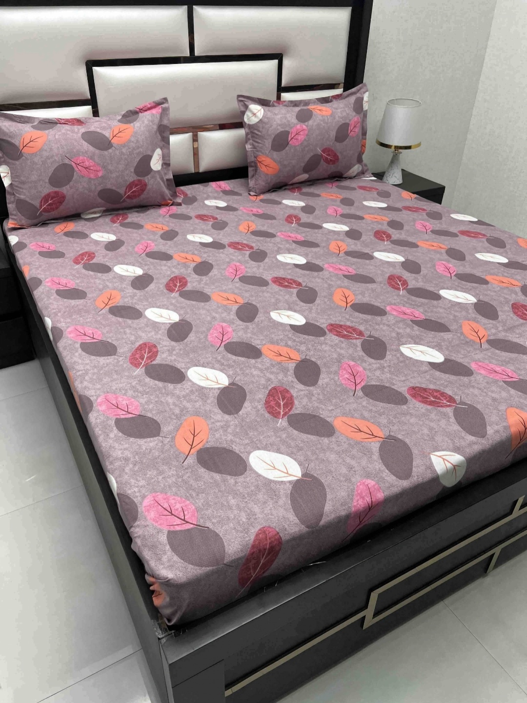 Pure Decor Passion Purple Floral Pure Cotton 230 TC Queen Bedsheet Set 2.26 m x 2.55 m
Pure Decor Passion Purple Floral Pure Cotton 230 TC Queen Bedsheet Set 2.26 m x 2.55 m