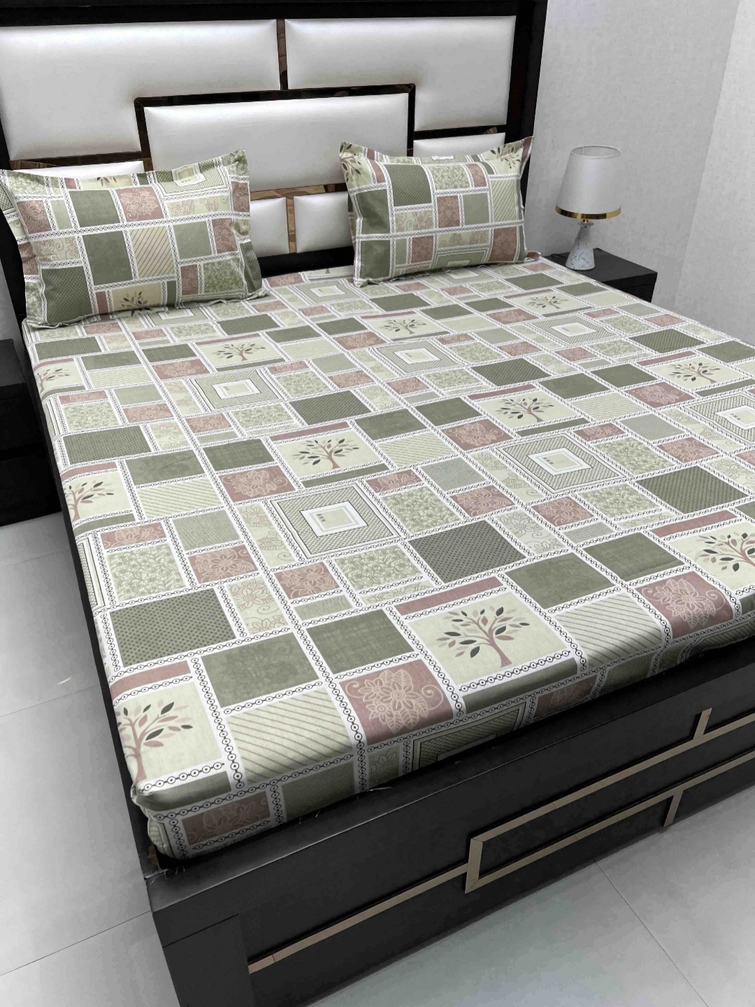 Pure Decor Passion Green Geometric Pure Cotton 210 TC Queen Bedsheet Set 2.25 m x 2.55 m
Pure Decor Passion Green Geometric Pure Cotton 210 TC Queen Bedsheet Set 2.25 m x 2.55 m