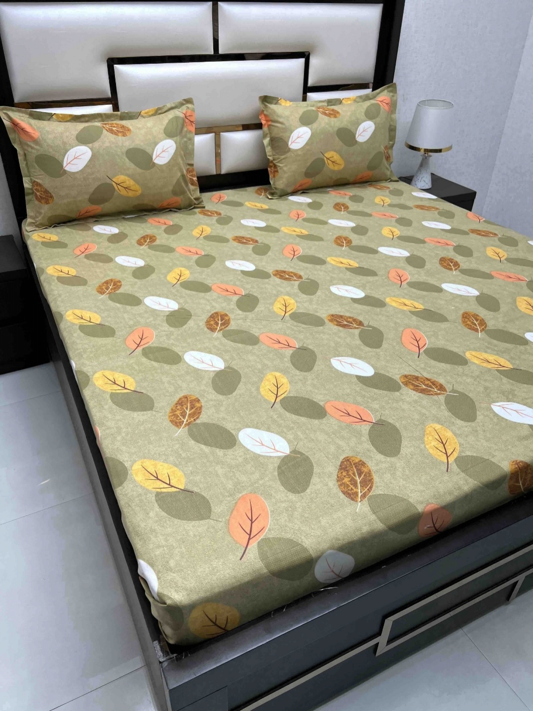 Pure Decor Passion Green Printed Pure Cotton 220 TC Queen Bedsheet Set 2.26 m x 2.54 m
Pure Decor Passion Green Printed Pure Cotton 220 TC Queen Bedsheet Set 2.26 m x 2.54 m