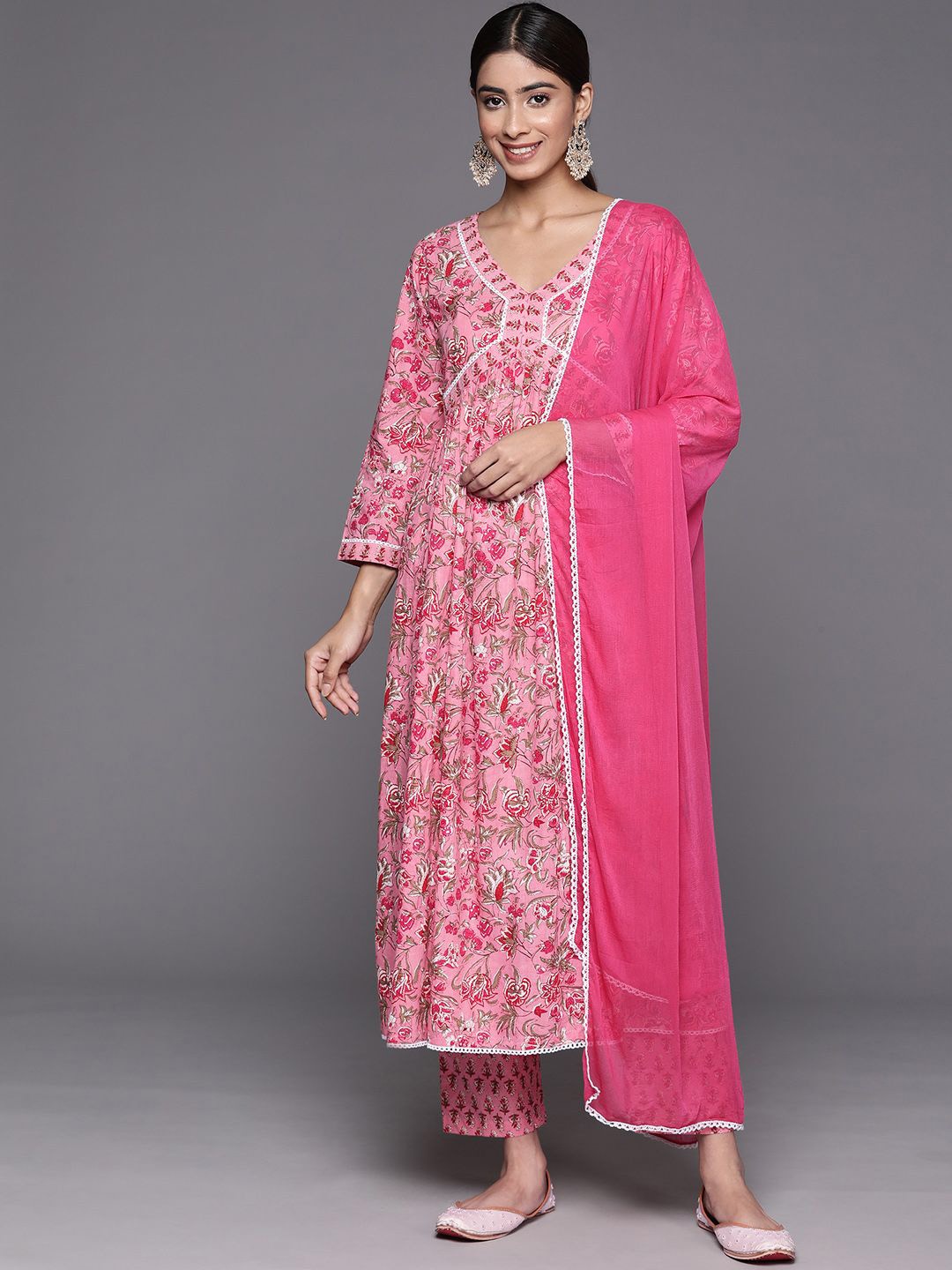 KALINI Women Floral Printed Empire Pure Cotton Kurta with Trousers & With Dupatta, Pink
KALINI Women Floral Printed Empire Pure Cotton Kurta with Trousers & With Dupatta, Pink