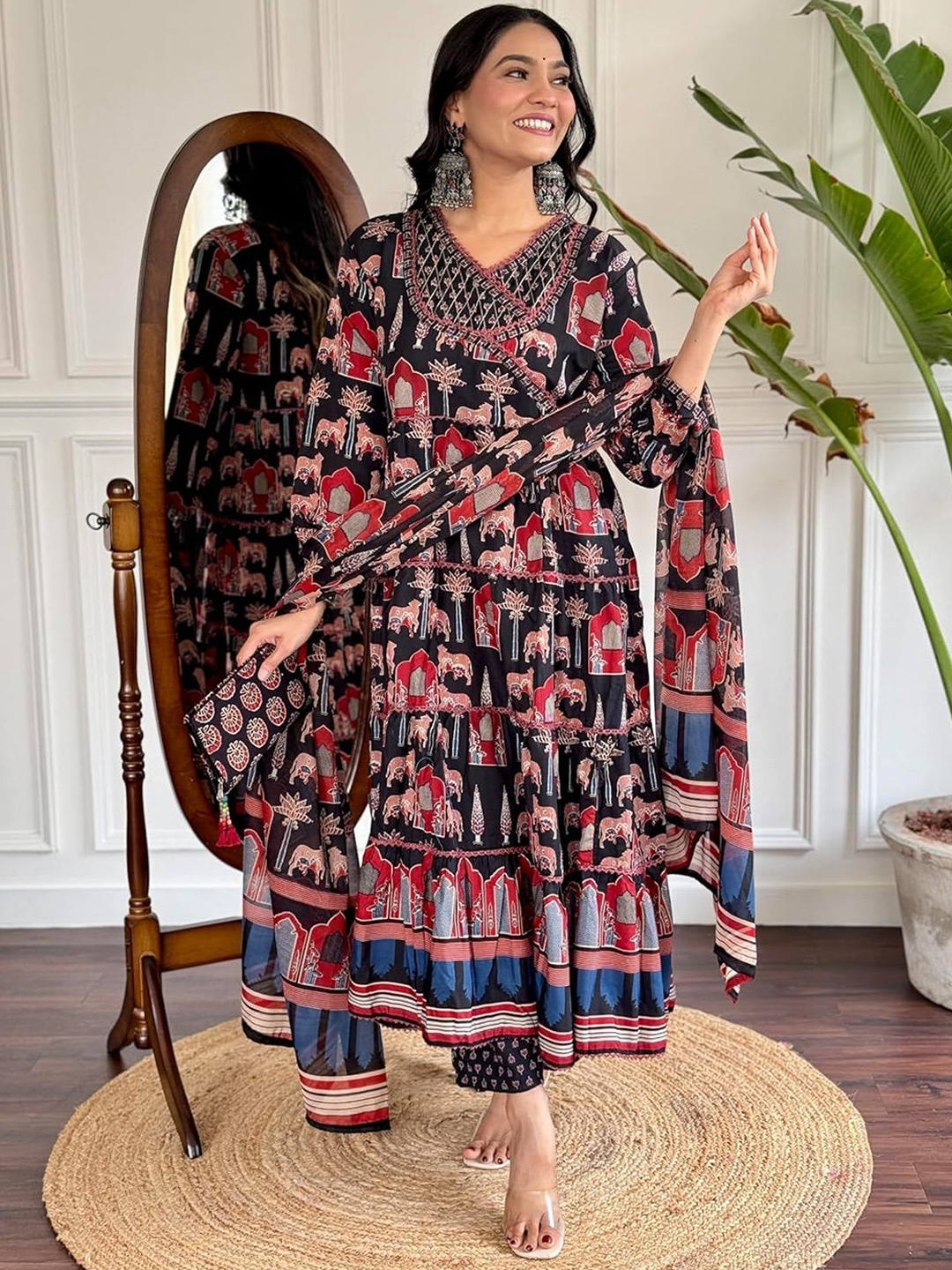 GEKHA Women Printed Regular Thread Work Pure Cotton Kurta with Trousers & With Dupatta, Black
GEKHA Women Printed Regular Thread Work Pure Cotton Kurta with Trousers & With Dupatta, Black