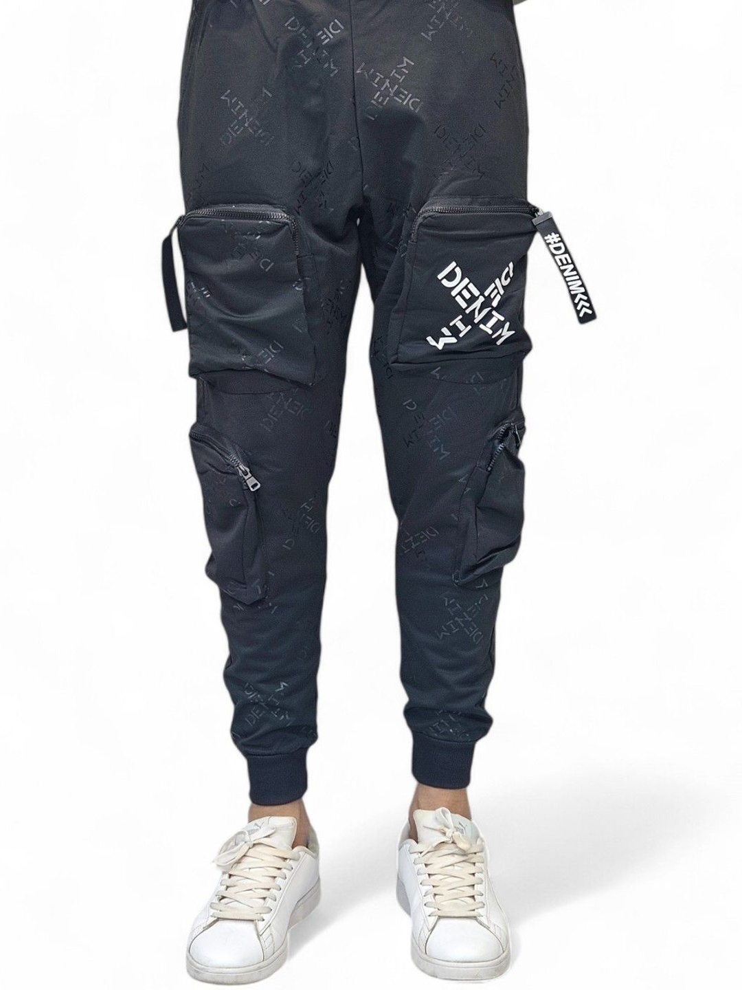 BOTABOCHI Men Cotton Camouflage Comfort Straight Fit High-Rise Cargos Trousers, Black
BOTABOCHI Men Cotton Camouflage Comfort Straight Fit High-Rise Cargos Trousers, Black