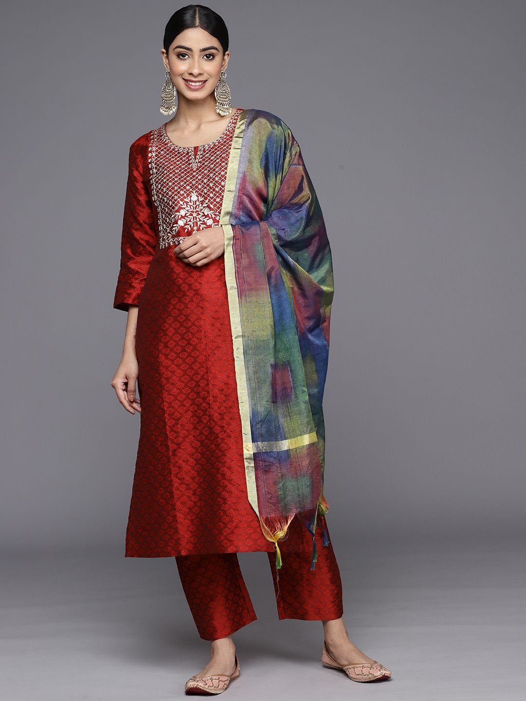 KALINI Women Ethnic Motifs Embroidered Regular Gotta Patti Kurta with Trousers & With Dupatta, Maroon
KALINI Women Ethnic Motifs Embroidered Regular Gotta Patti Kurta with Trousers & With Dupatta, Maroon