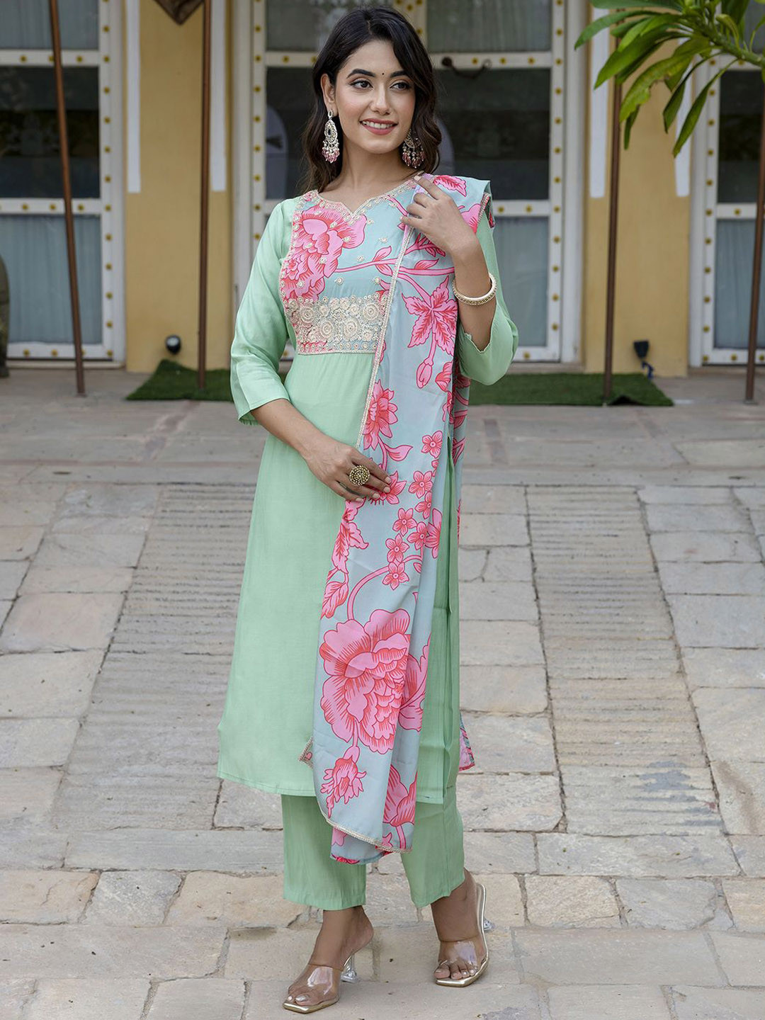 Navlik Women Floral Yoke Design Regular Thread Work Chanderi Silk Kurta with Trousers & With Dupatta, Sea green
Navlik Women Floral Yoke Design Regular Thread Work Chanderi Silk Kurta with Trousers & With Dupatta, Sea green