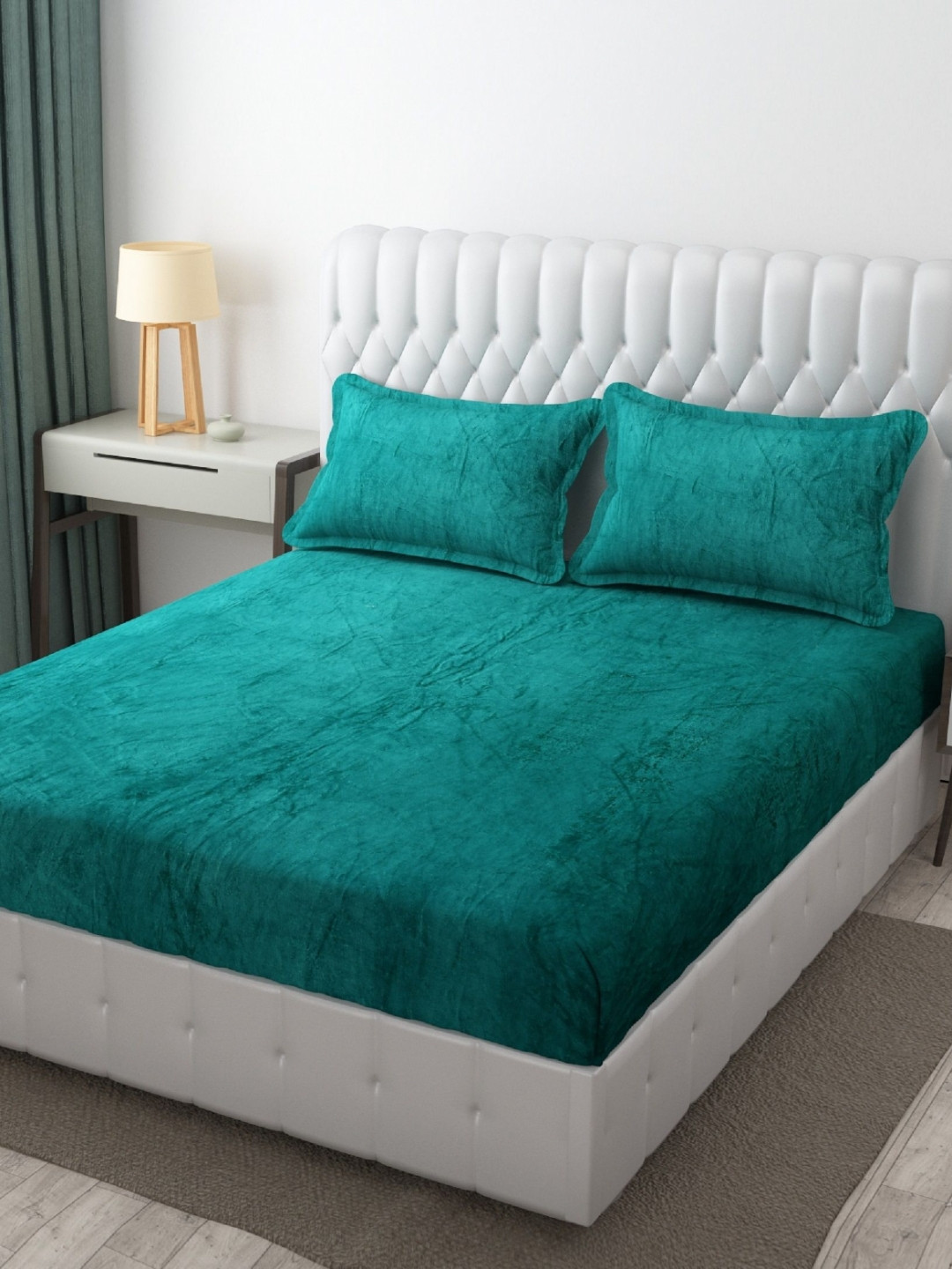 AaHo Decor Teal Warm Flannel Fitted 200 TC King Size Bedsheet Set 1.83 m x 1.99 m x 25 cm
AaHo Decor Teal Warm Flannel Fitted 200 TC King Size Bedsheet Set 1.83 m x 1.99 m x 25 cm