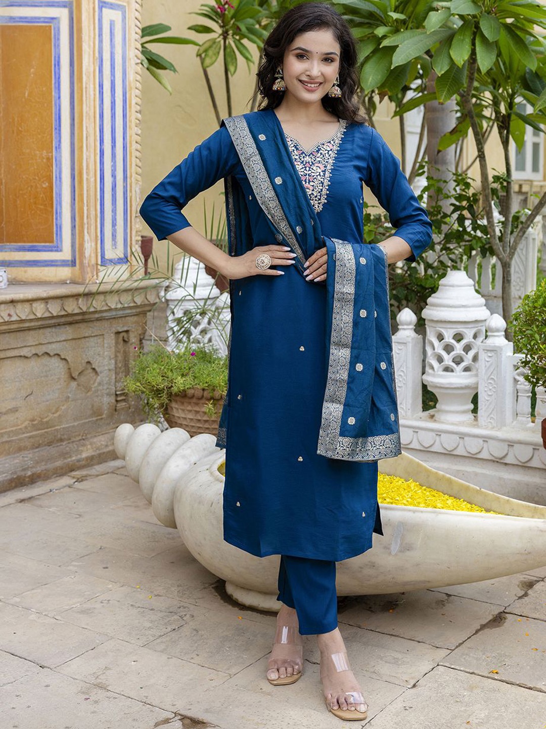Navlik Women Embroidered Regular Chanderi Silk Kurta with Trousers & With Dupatta, Blue
Navlik Women Embroidered Regular Chanderi Silk Kurta with Trousers & With Dupatta, Blue