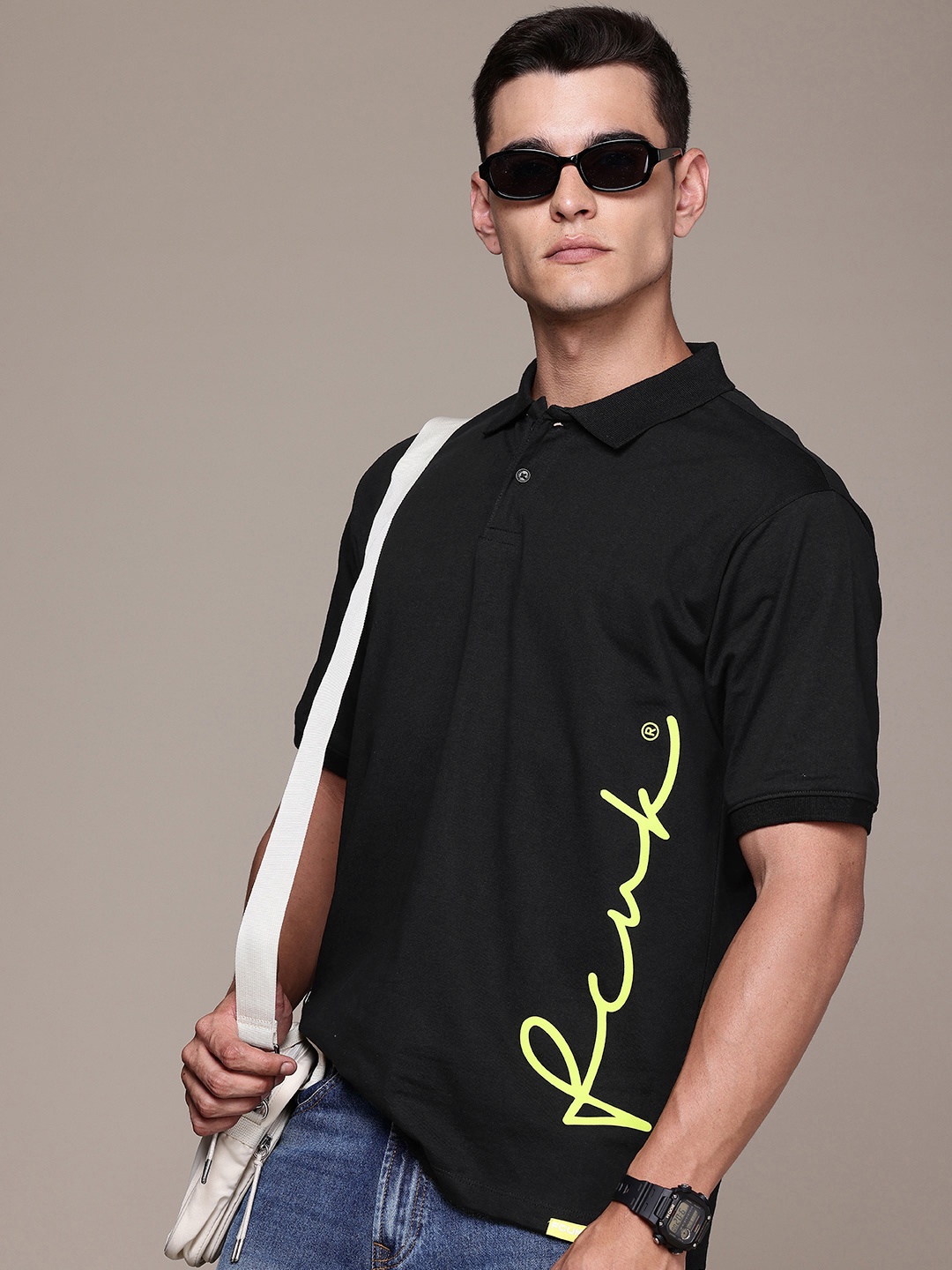 FCUK Brand Logo Printed Drop-Shoulder Sleeves Relaxed Fit Pure Cotton T-shirt, Black
FCUK Brand Logo Printed Drop-Shoulder Sleeves Relaxed Fit Pure Cotton T-shirt, Black