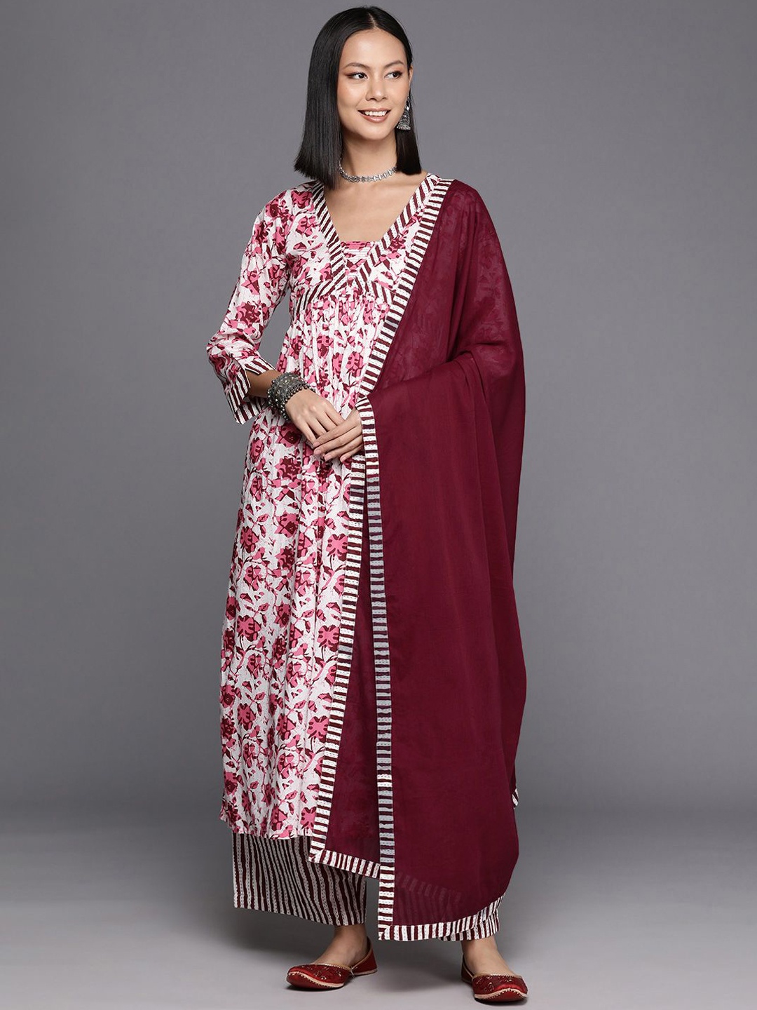 KALINI Women Printed Regular Thread Work Pure Cotton Kurta with Palazzos & With Dupatta, White
KALINI Women Printed Regular Thread Work Pure Cotton Kurta with Palazzos & With Dupatta, White