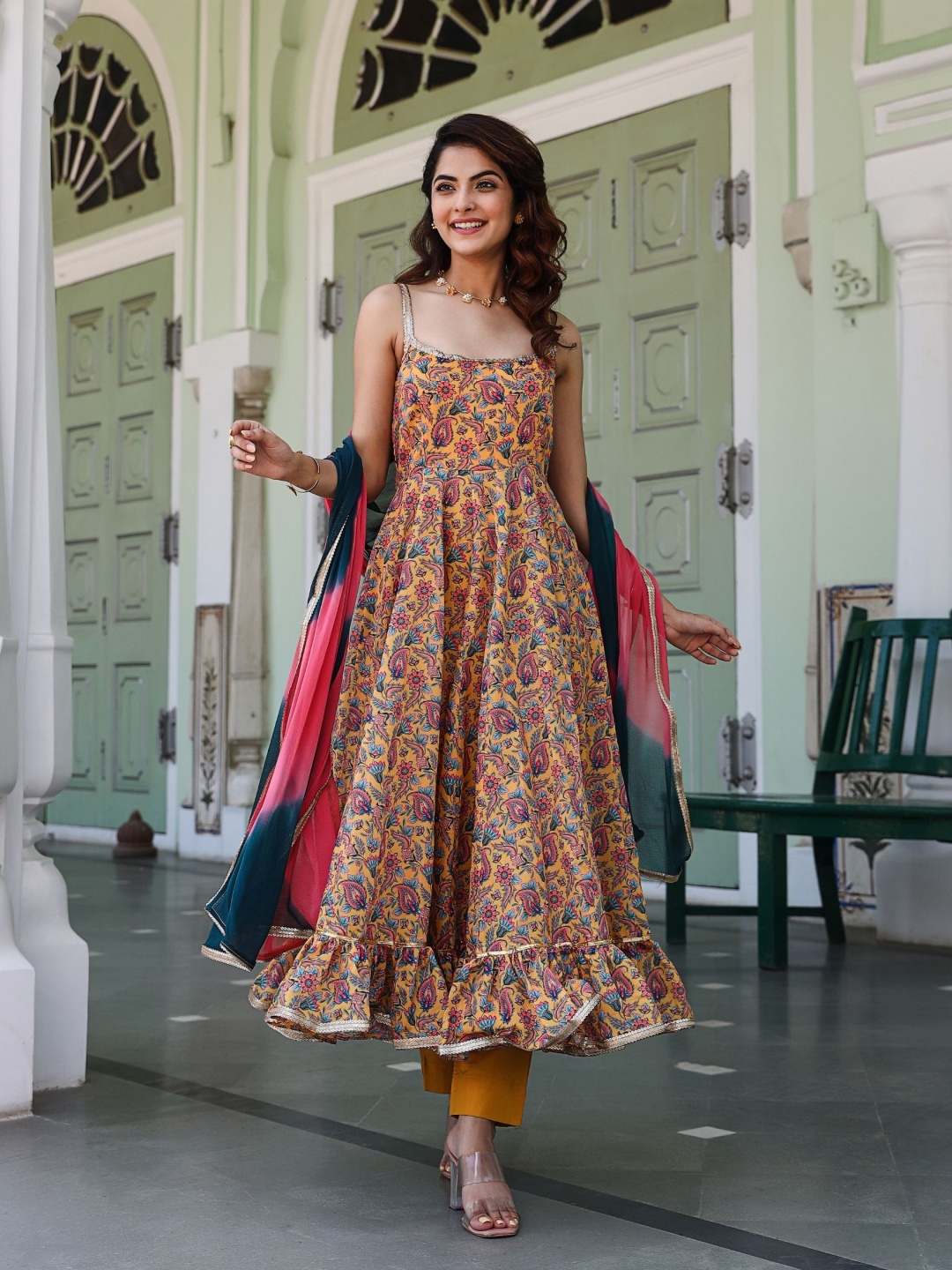 ASHEERA Women Paisley Printed Regular Gotta Patti Kurta with Trousers & With Dupatta, Yellow
ASHEERA Women Paisley Printed Regular Gotta Patti Kurta with Trousers & With Dupatta, Yellow
