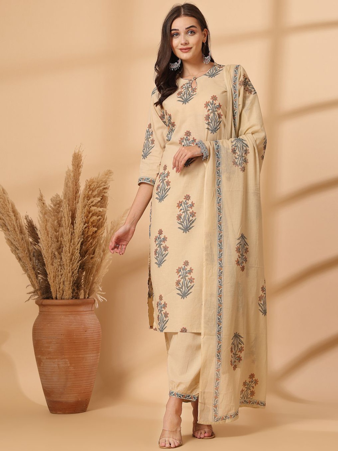 Shangri LA MS Designs Women Floral Printed Regular Pure Cotton Kurta with Harem Pants & With Dupatta, Beige
Shangri LA MS Designs Women Floral Printed Regular Pure Cotton Kurta with Harem Pants & With Dupatta, Beige
